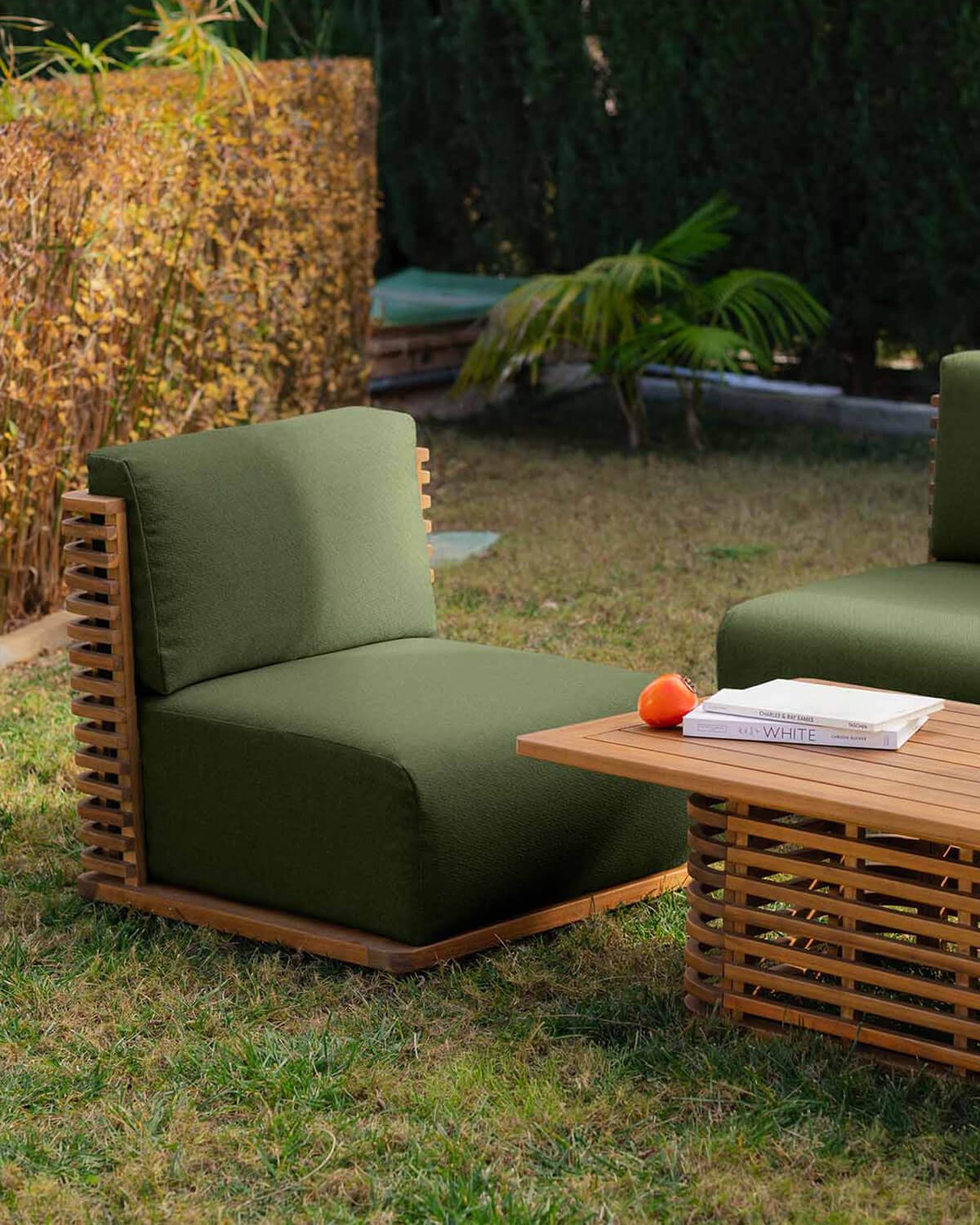 Pack de 2 Chaises de Jardin en Bois d'Acacia avec Coussins en Tissu Hazan, image de la gelerie 2