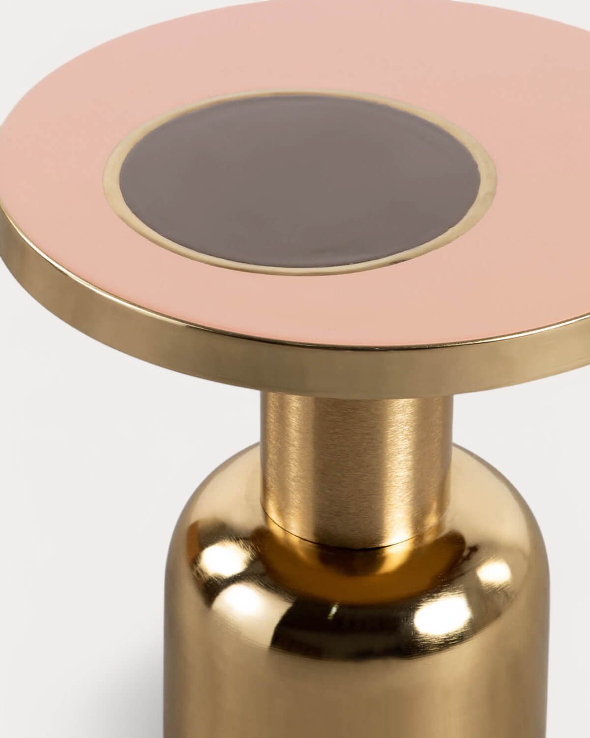 Table d'Appoint ronde en métal (Ø40,5 cm) Tillo, image de la gelerie 6