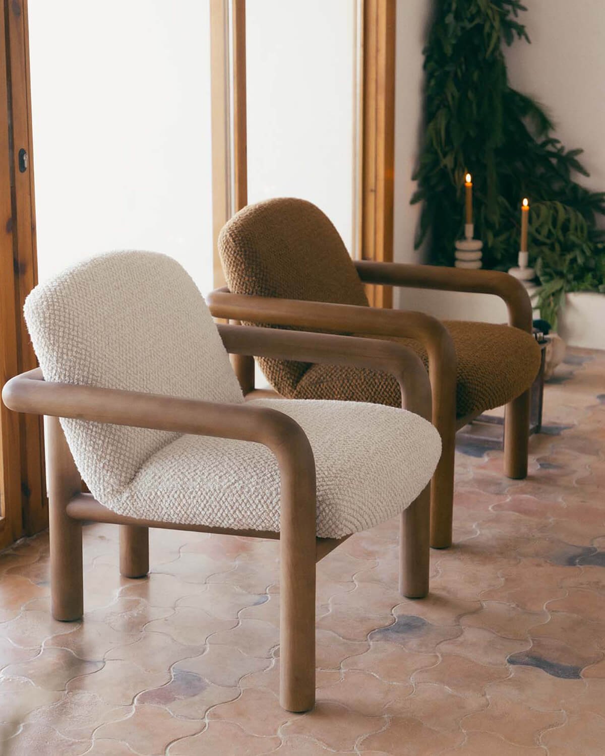 Pack 2 Fauteuils en Tissu et Bois Maiel, image de la gelerie 2