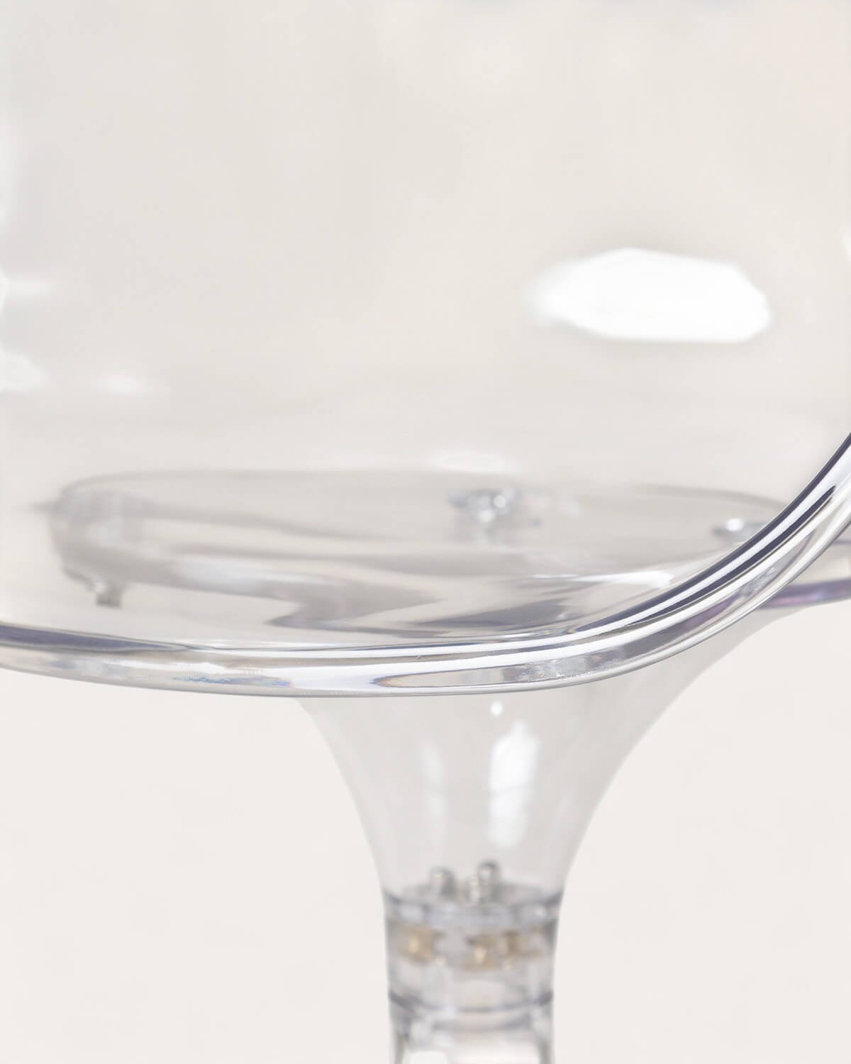 Chaise de Salle à Manger en Polycarbonate Pinhes, image de la gelerie 8