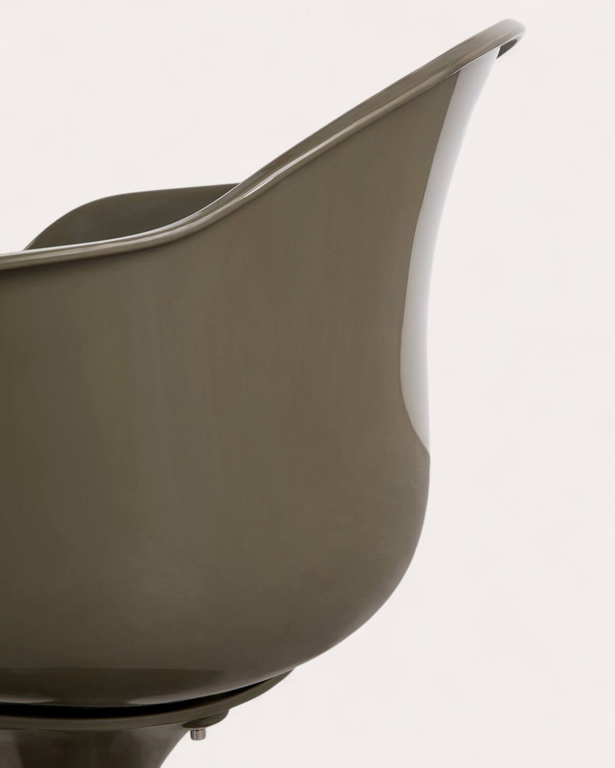 Chaise de Salle à Manger en Polycarbonate Pinhes, image de la gelerie 7