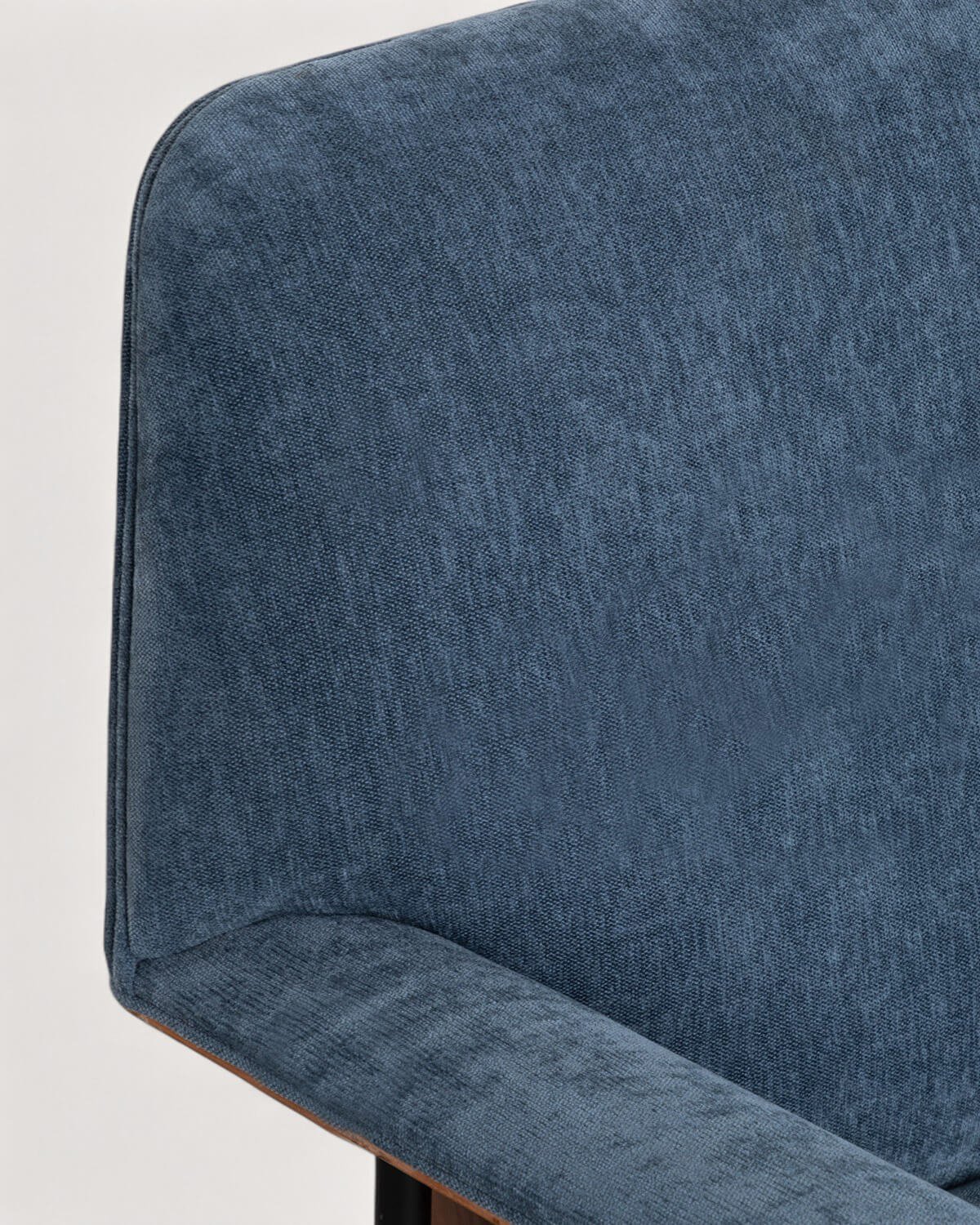 Pack de 2 Fauteuils avec Accoudoirs en Bois et Tissu Rinu, image de la gelerie 8