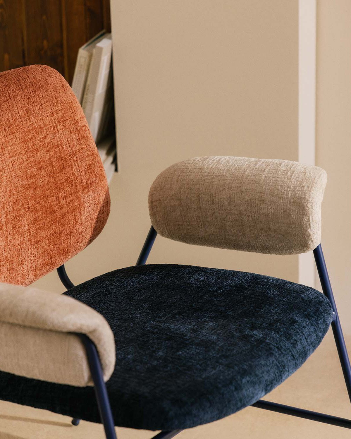 Pack 2 Fauteuils avec Accoudoirs en Métal et Tissu Vegas, image de la gelerie 3