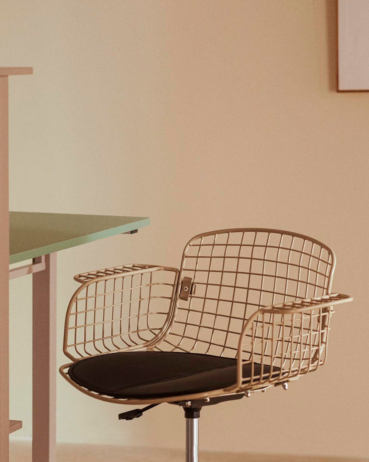 Chaise de Bureau Vintage en Métal à Dossier Bas Aras, image de la gelerie 2