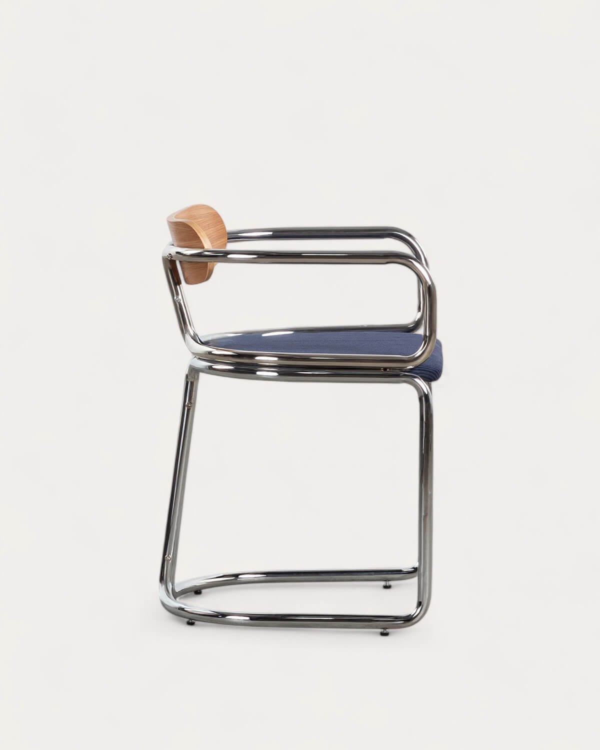 Chaise de Salle à Manger en Velours Côtelé Épais et Bois avec Accoudoirs Teba , image de la gelerie 4