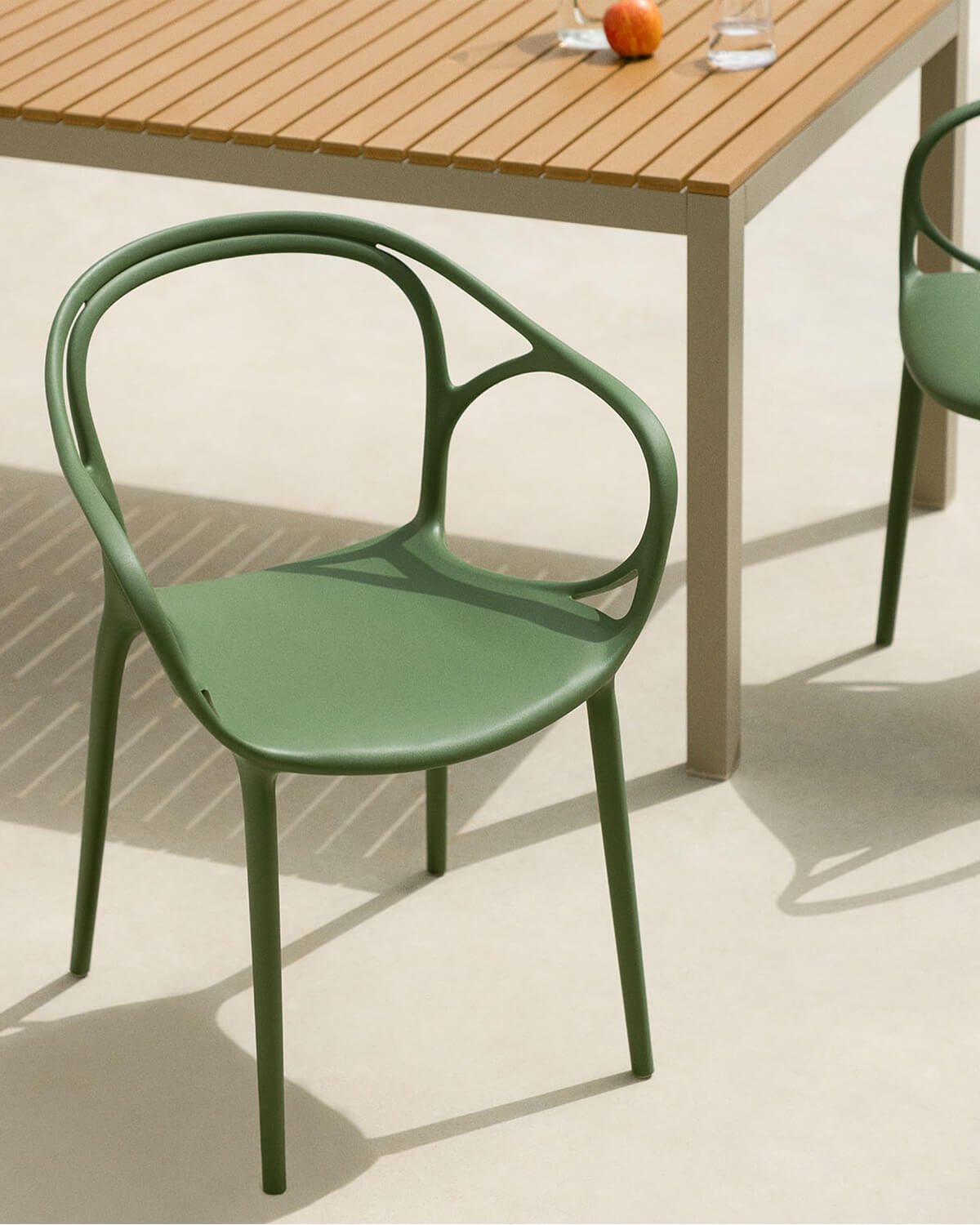 Pack 2 Chaises de Salle à Manger en Polypropylène avec Accoudoirs Erbra, image de la gelerie 4530088