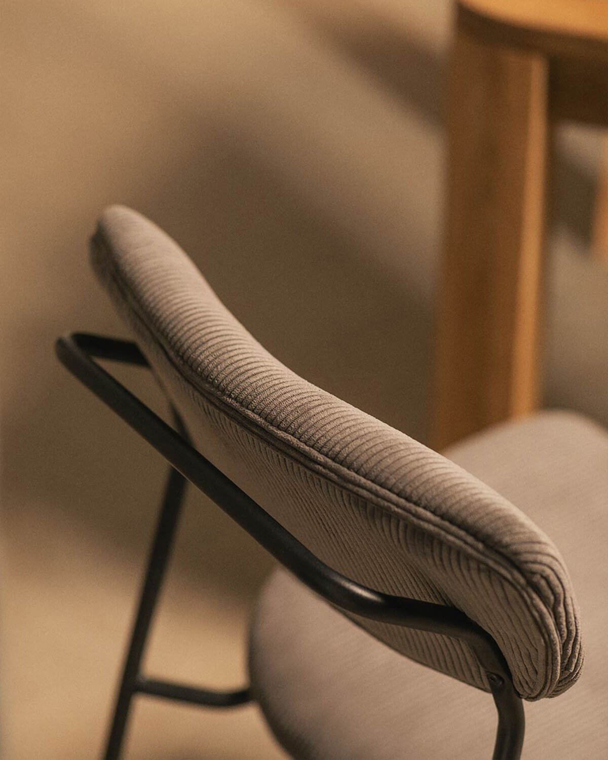 Chaise de Salle à Manger en Velours Côtelé et Métal Morgan, image de la gelerie 3