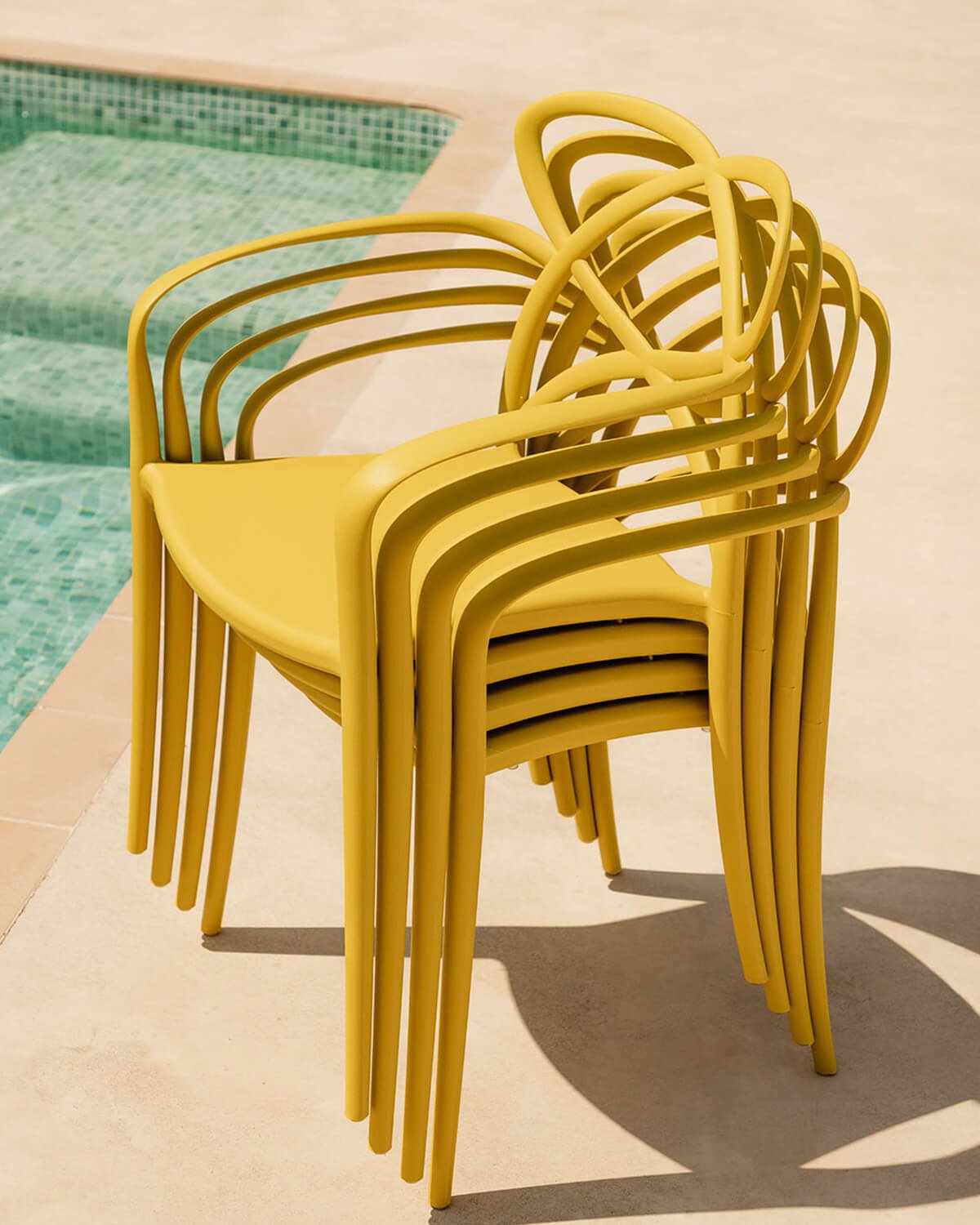 Chaise d'Extérieur en Polypropylène avec Accoudoirs Cielo, image de la gelerie 3