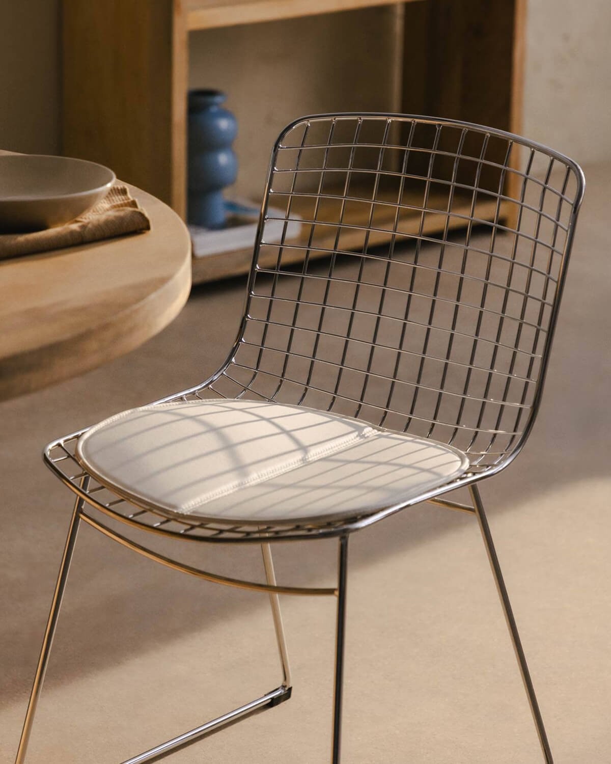 Chaise de Salle à Manger en Métal à Dossier Haut Aras , image de la gelerie 2