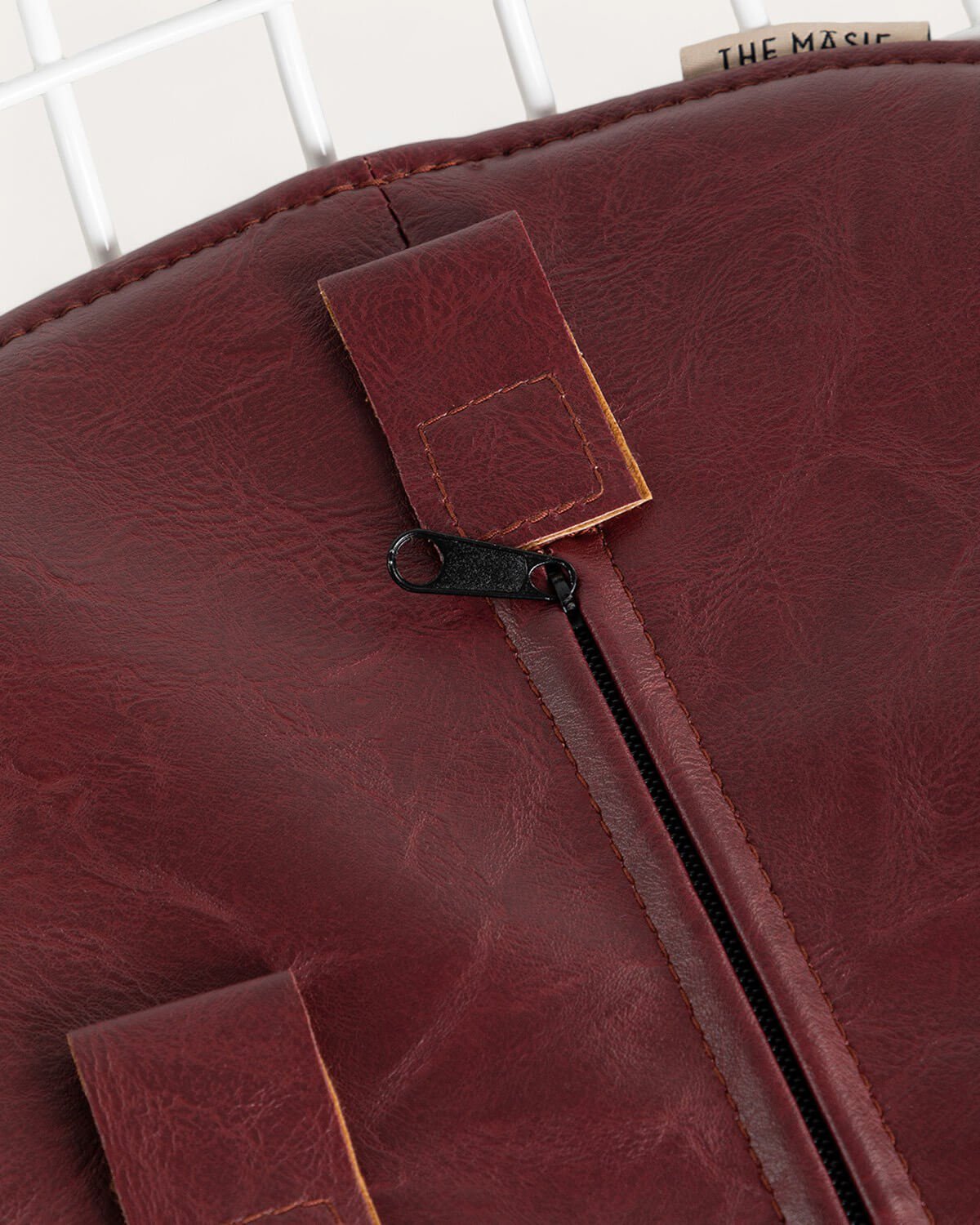 Chaise de Salle à Manger en Métal à Dossier Haut Aras , image de la gelerie 5