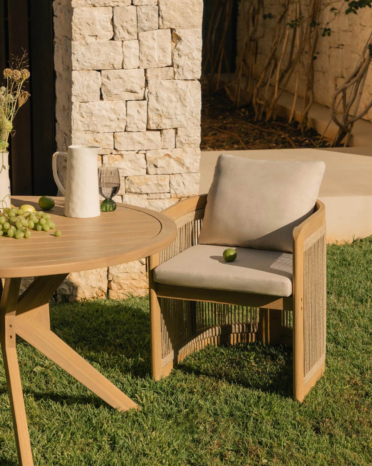 Chaise d'Extérieur en Bois d'Acacia avec Coussins Mirla, image de la gelerie 2