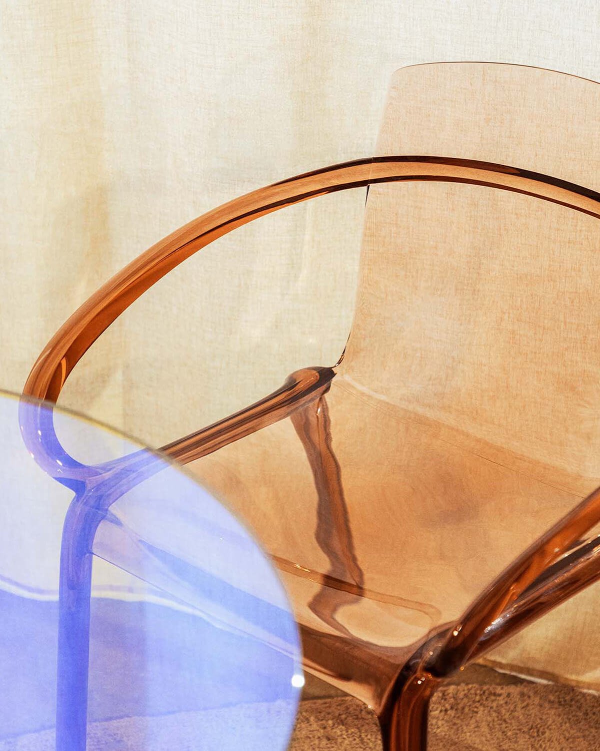 Chaise de Salle à Manger avec Accoudoirs en Polycarbonate Zuera, image de la gelerie 3