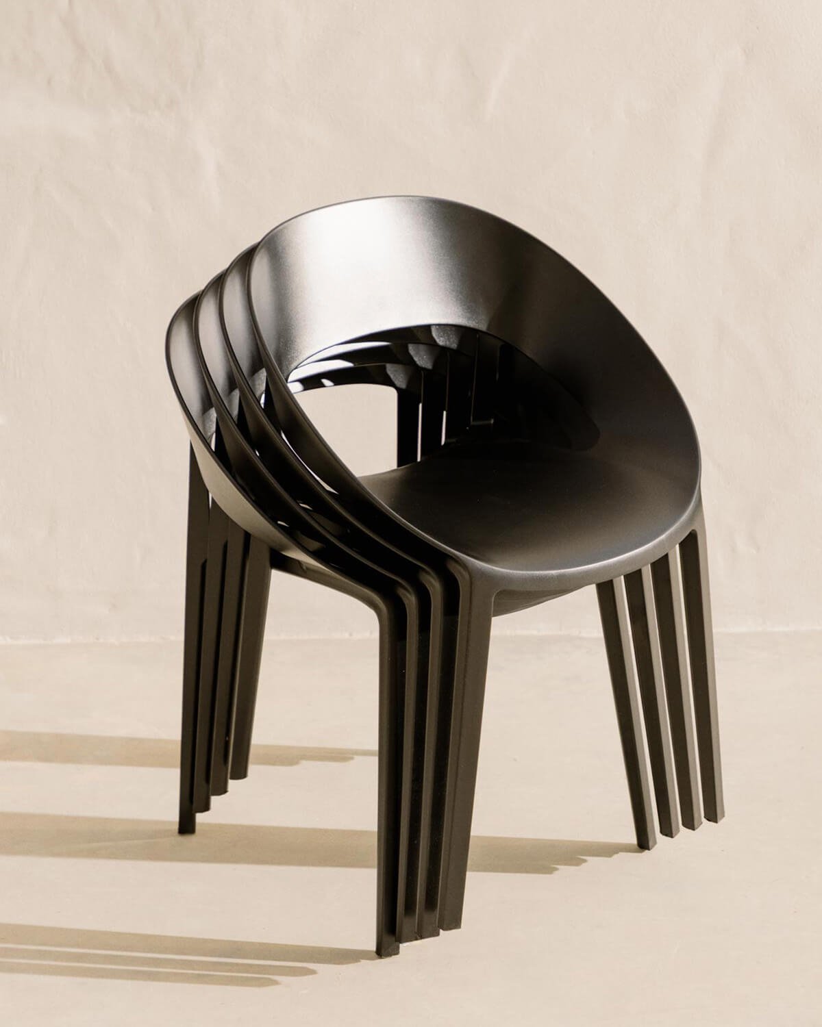 Pack 4 Chaises d'Extérieur en Polypropylène Lara, image de la gelerie 3