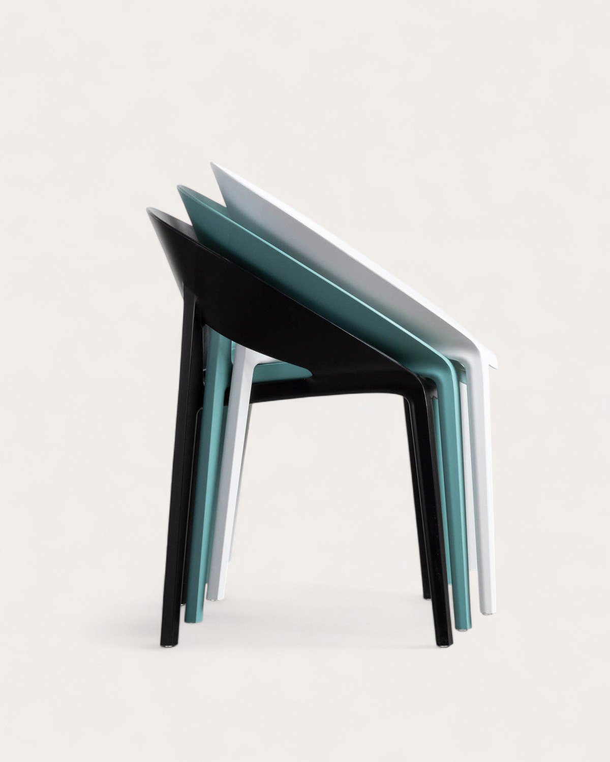 Pack 4 Chaises d'Extérieur en Polypropylène Lara, image de la gelerie 4