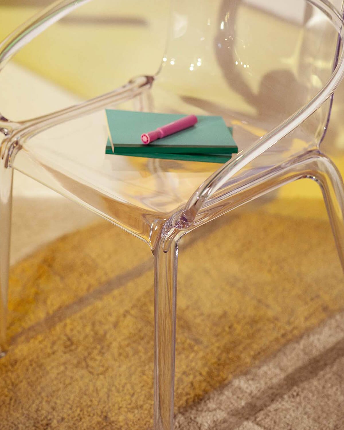 Chaise d'Extérieur avec Accoudoirs en Polycarbonate Zuera, image de la gelerie 3