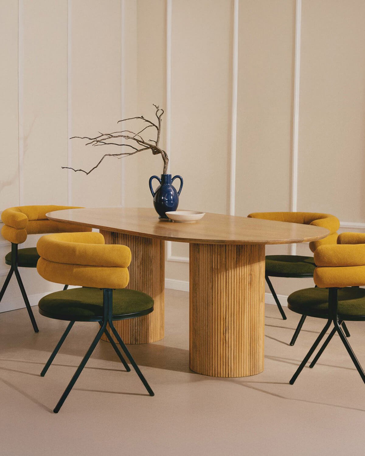 Ensemble Table à Manger en Bois (200x100 cm) Viena et 4 Chaises en Tissu Aixa, image de la gelerie 2
