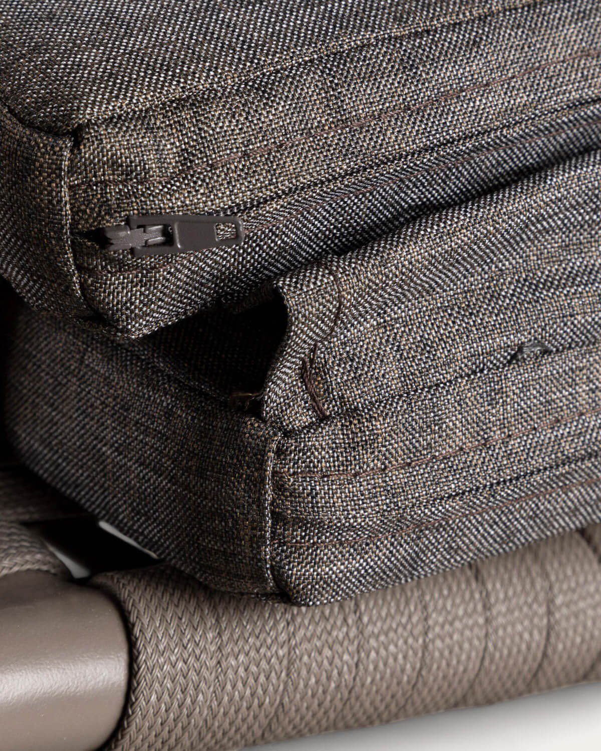 Chaise de Salle à Manger en Aluminium et Corde Drian, image de la gelerie 7