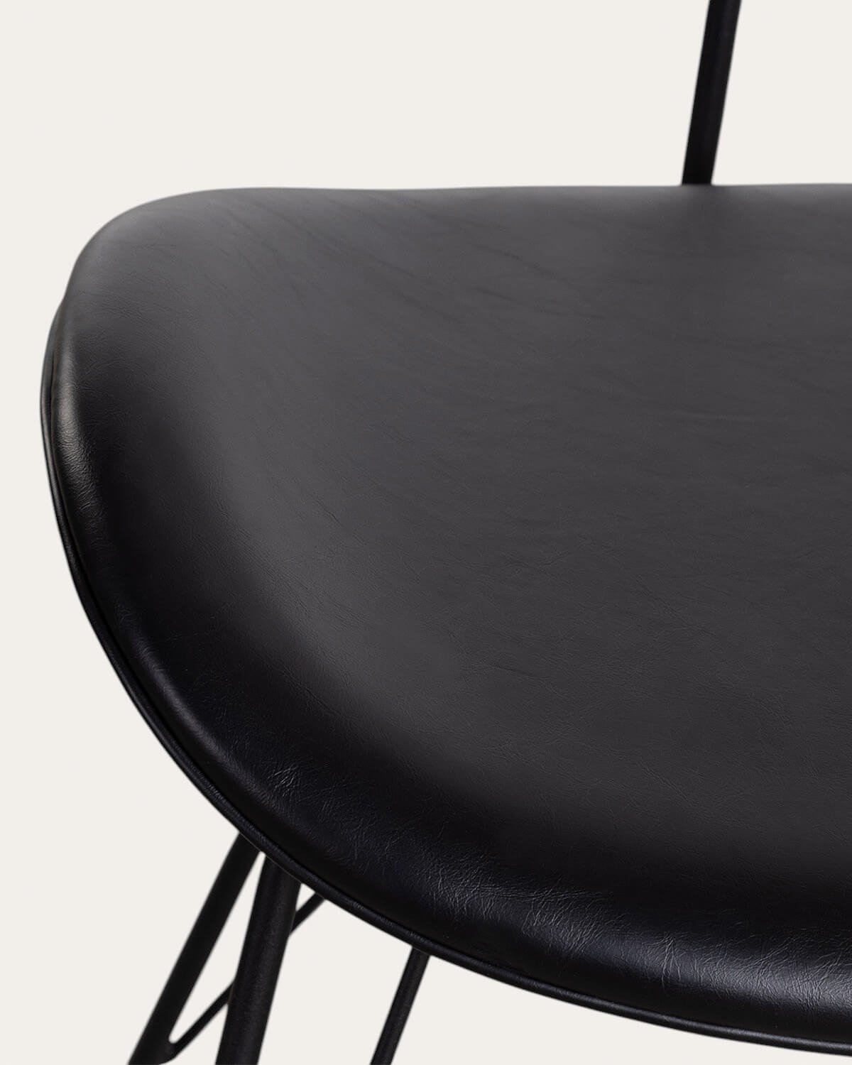 Chaise de Salle à Manger en Bois et Similicuir Brunela, image de la gelerie 7