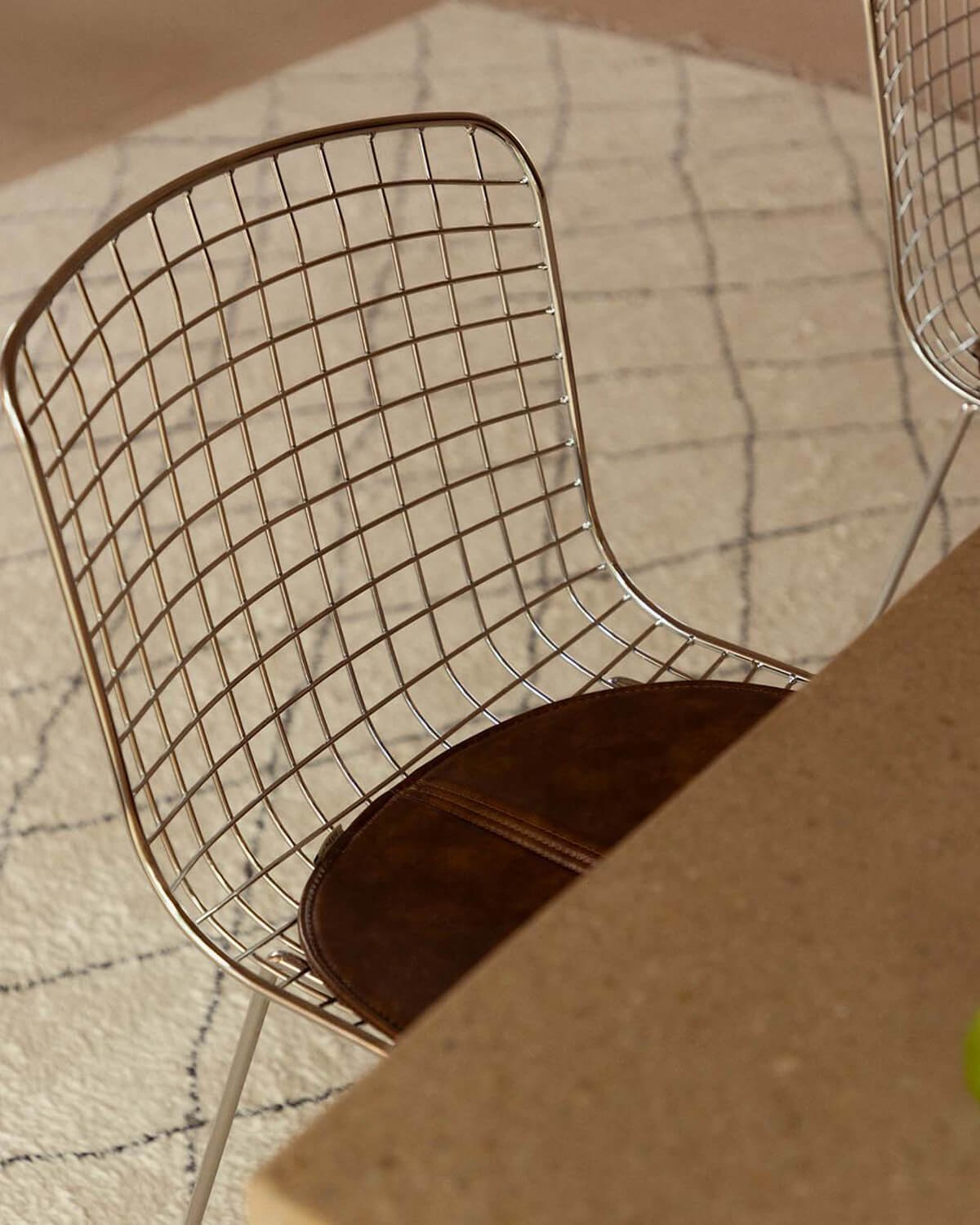 Tabouret Haut en Métal (66 cm) Dossier haut Aras , image de la gelerie 3