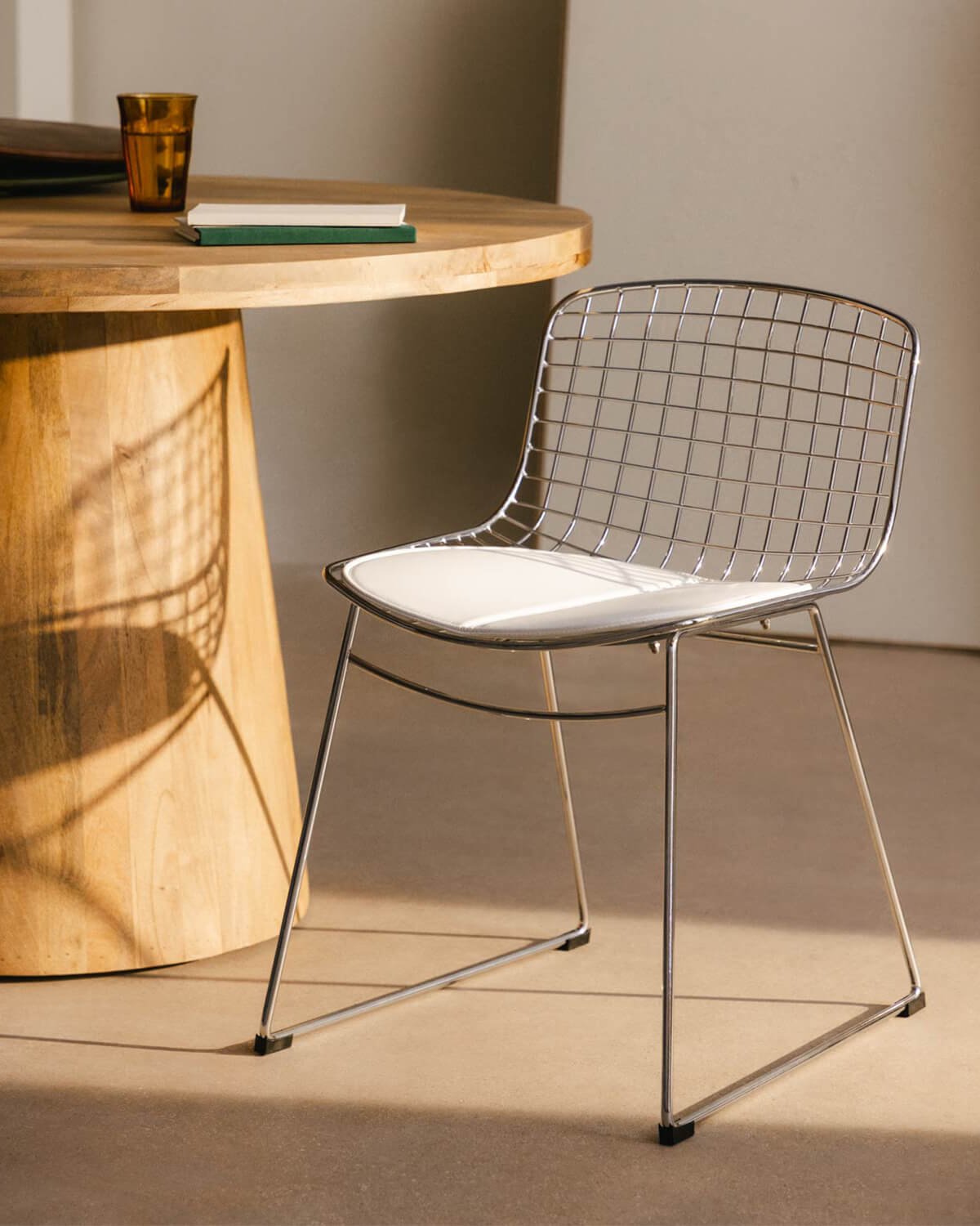 Chaise de Salle à Manger en Métal Aras à Dossier bas , image de la gelerie 2