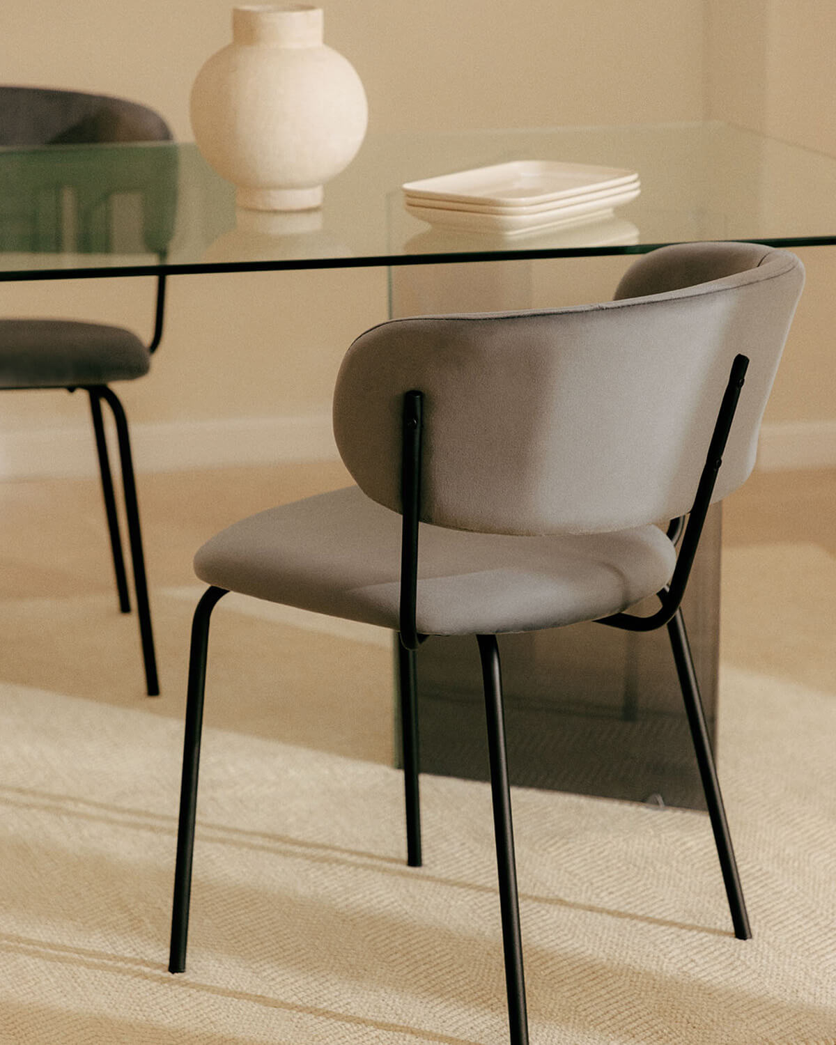 Chaise de Salle à Manger en Velours et Métal Bonse, image de la gelerie 2