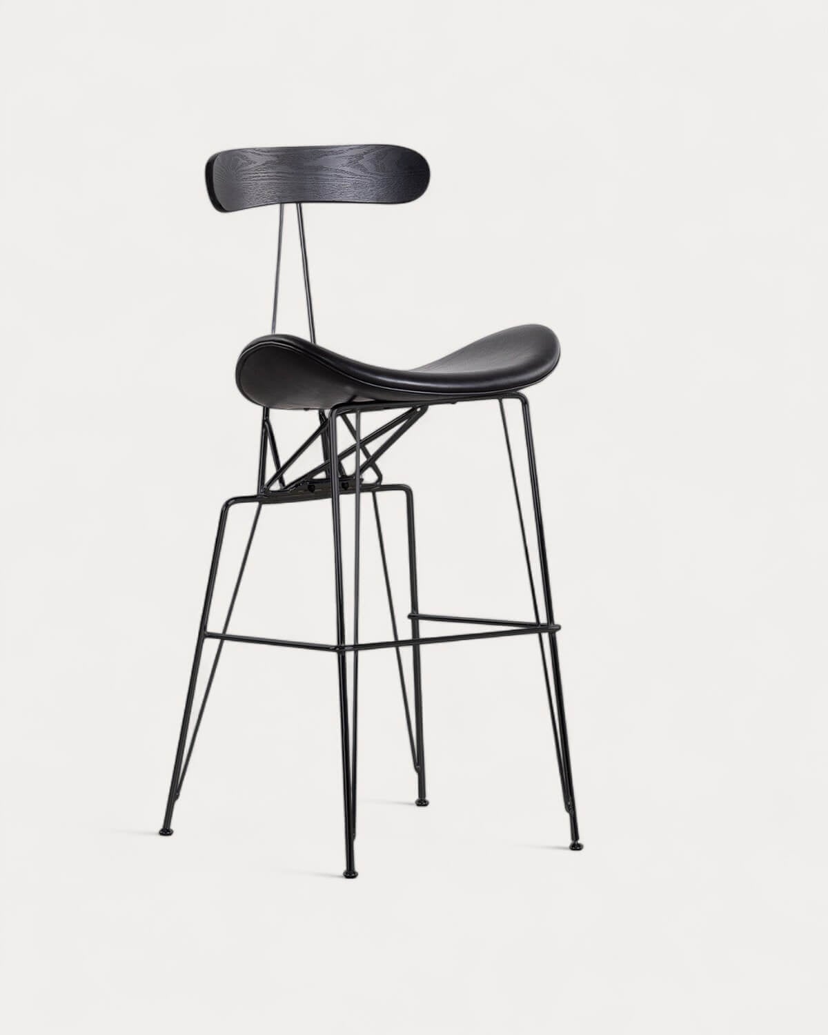 Tabouret haut Brunela en similicuir et bois (75 cm), image de la gelerie 1