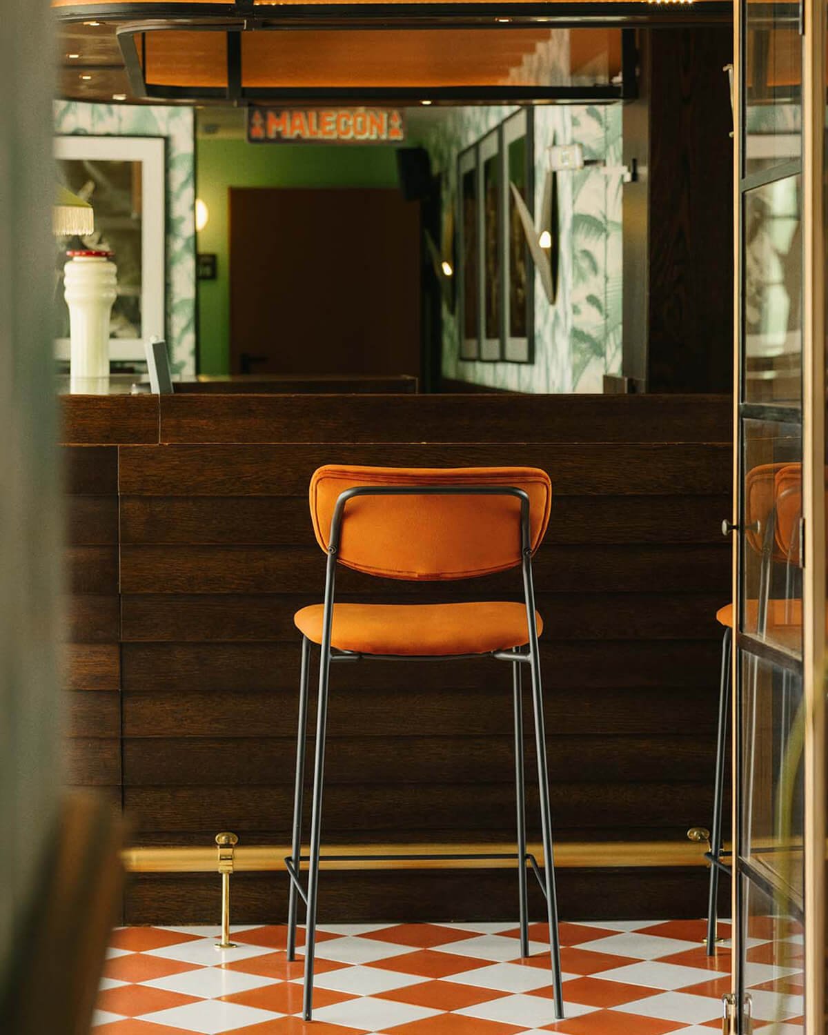 Tabouret Haut en Métal et Velours (70 cm) Morgan, image de la gelerie 2