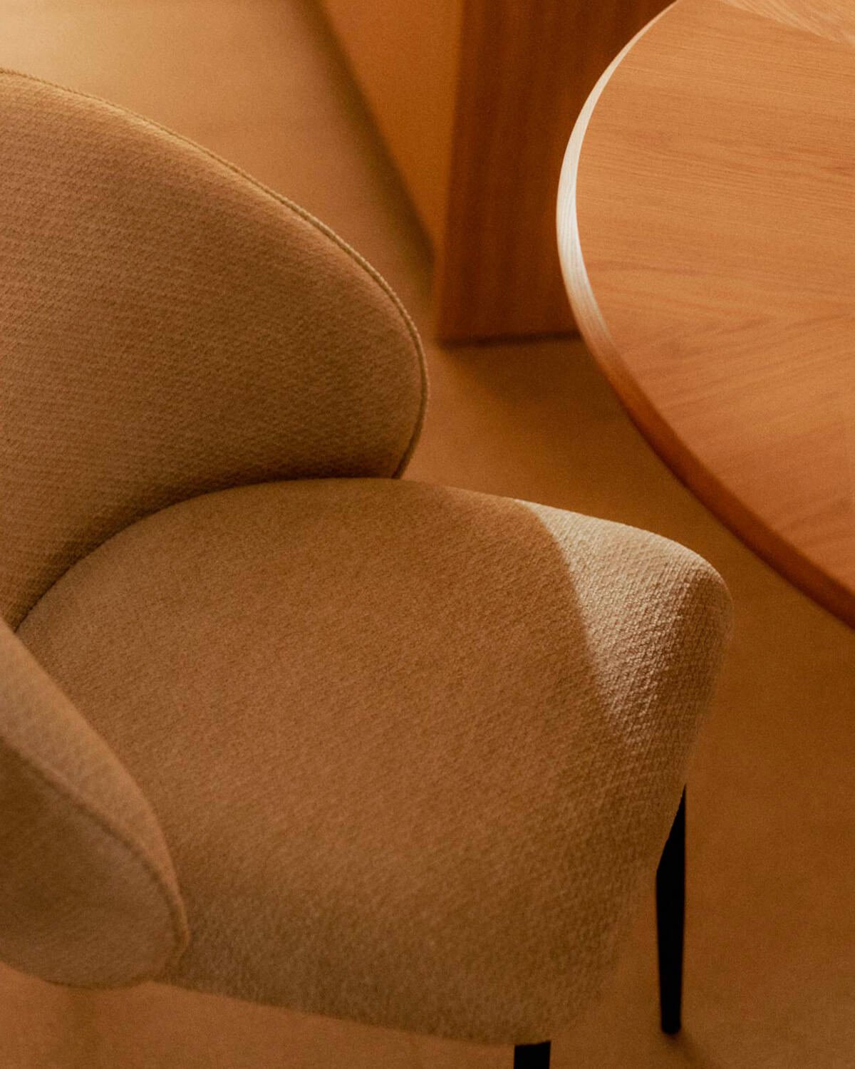 Pack 4 Chaises de Salle à Manger en Tissu et Métal Emna, image de la gelerie 3