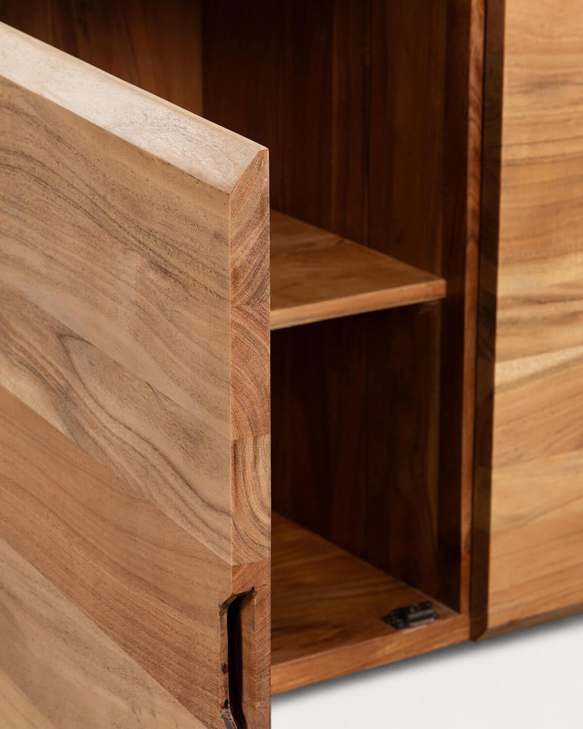 Buffet Bas 3 Portes 165x47 cm en Bois d'Acacia Lucil, image de la gelerie 7