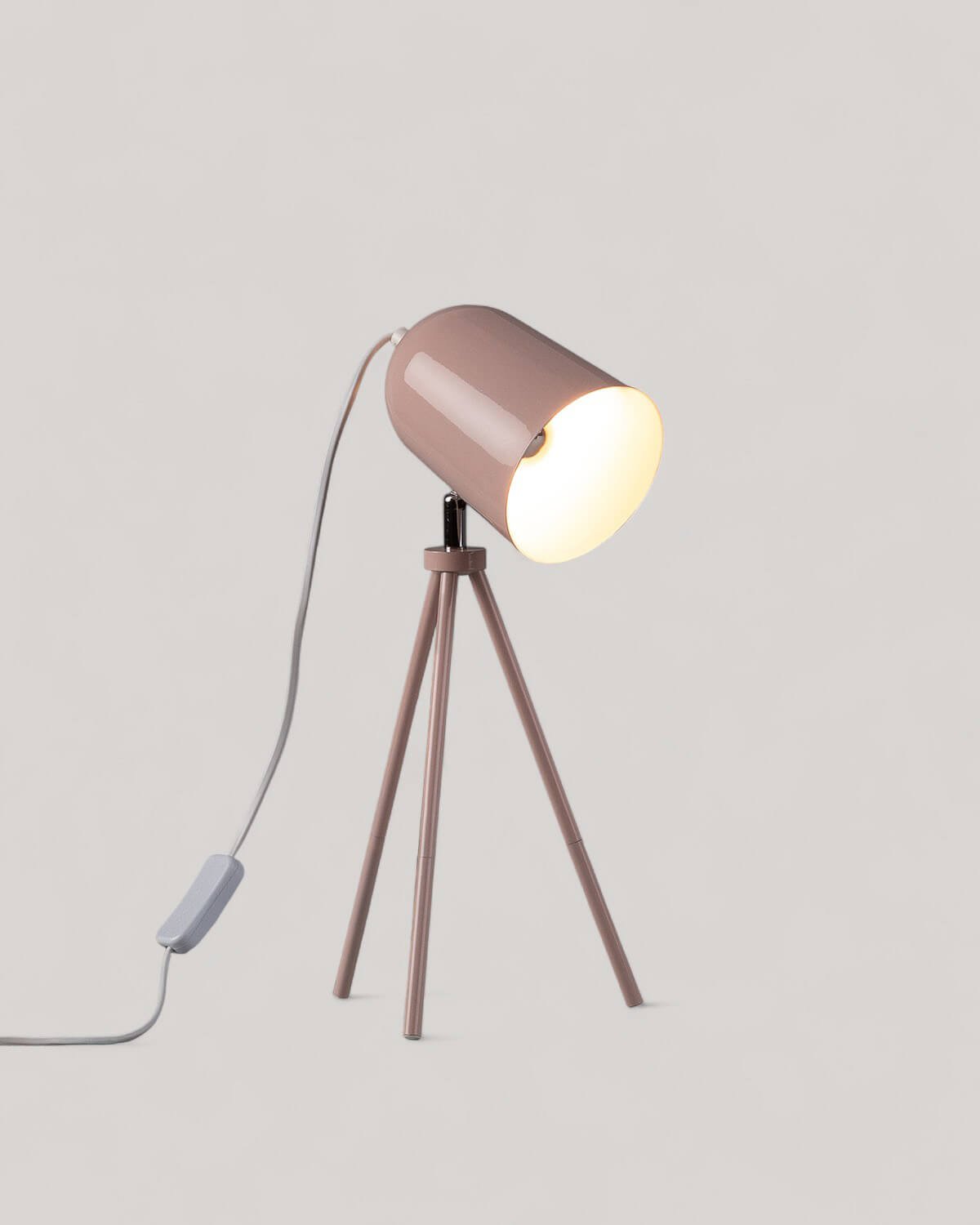 Lampe de Table en Métal Theon, image de la gelerie 2