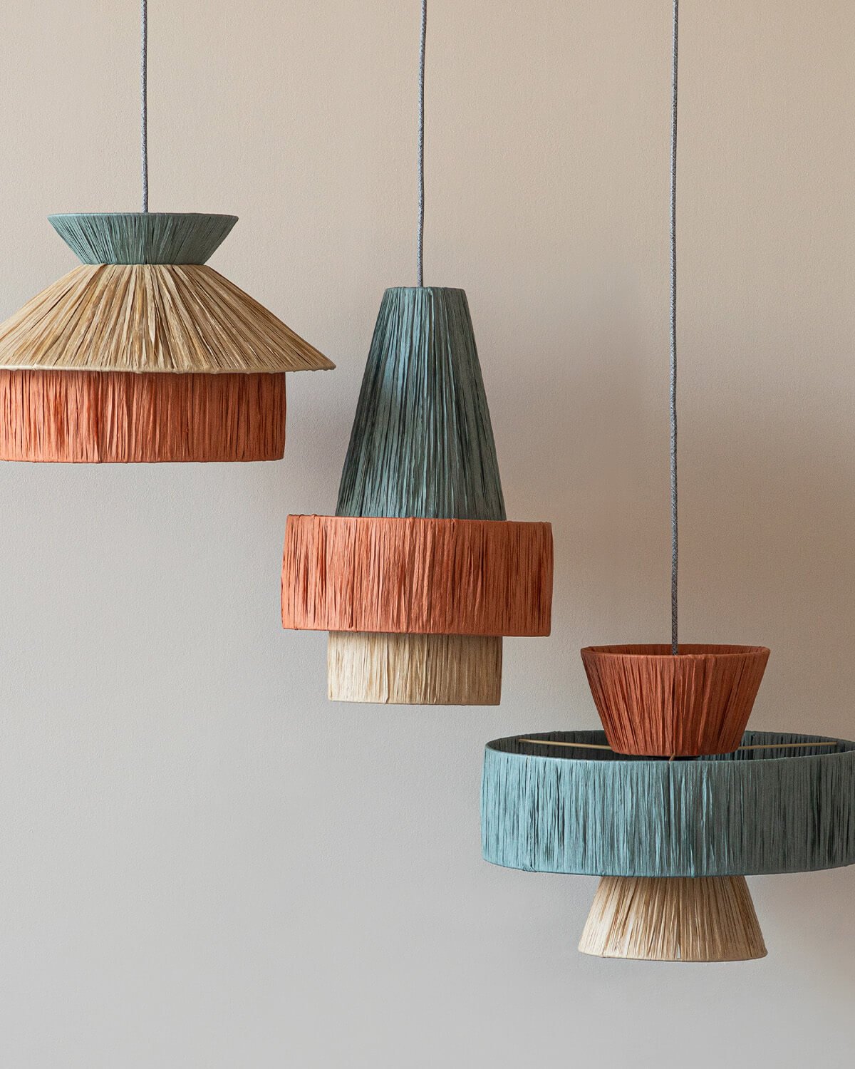 Plafonnier en Raphia Neila, image de la gelerie 2