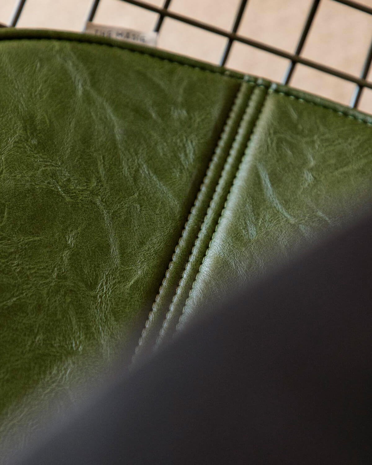 Chaise de Salle à Manger à Dossier Haut en Métal Aras Fresh, image de la gelerie 3