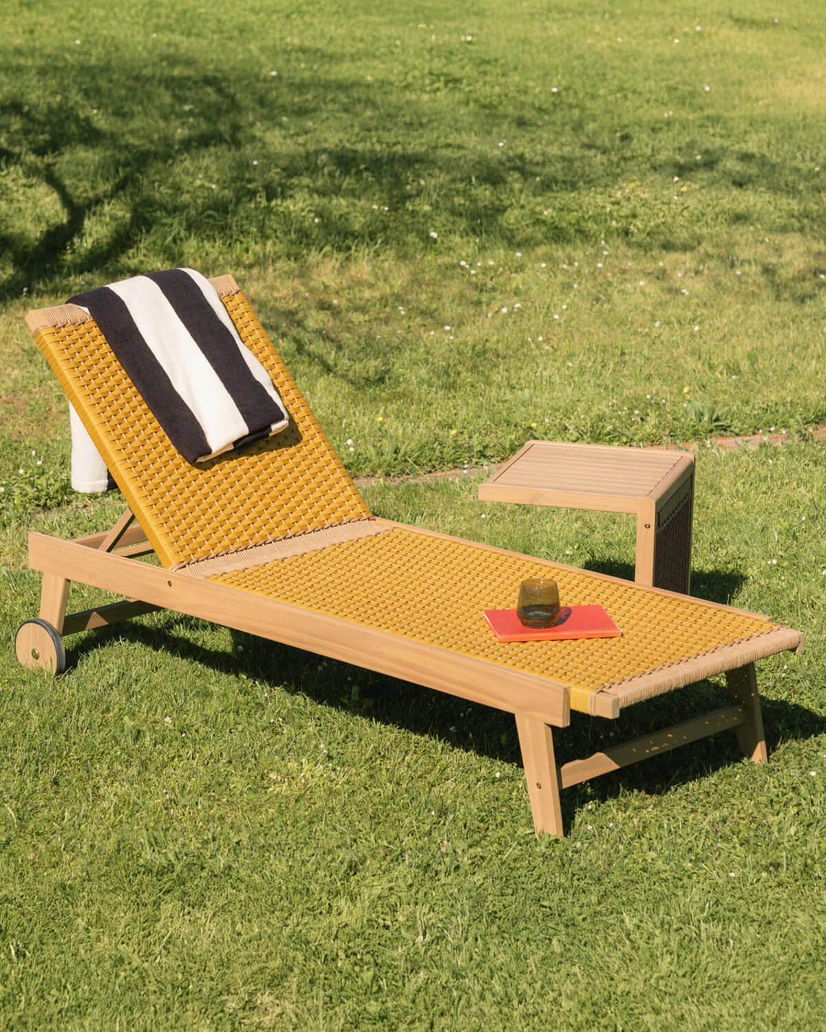 Chaise Longue avec Roues en Bois d'Acacia et Corde Mirle , image de la gelerie 2