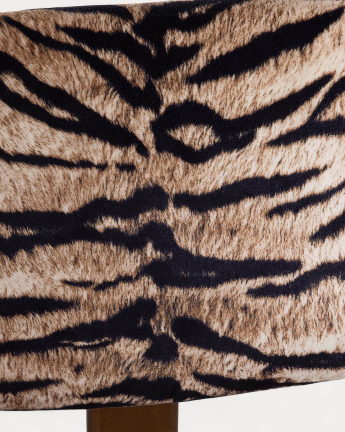 Chaise de Salle à Manger en Bois d'Hévéa et Tissu Vitier, image de la gelerie 4