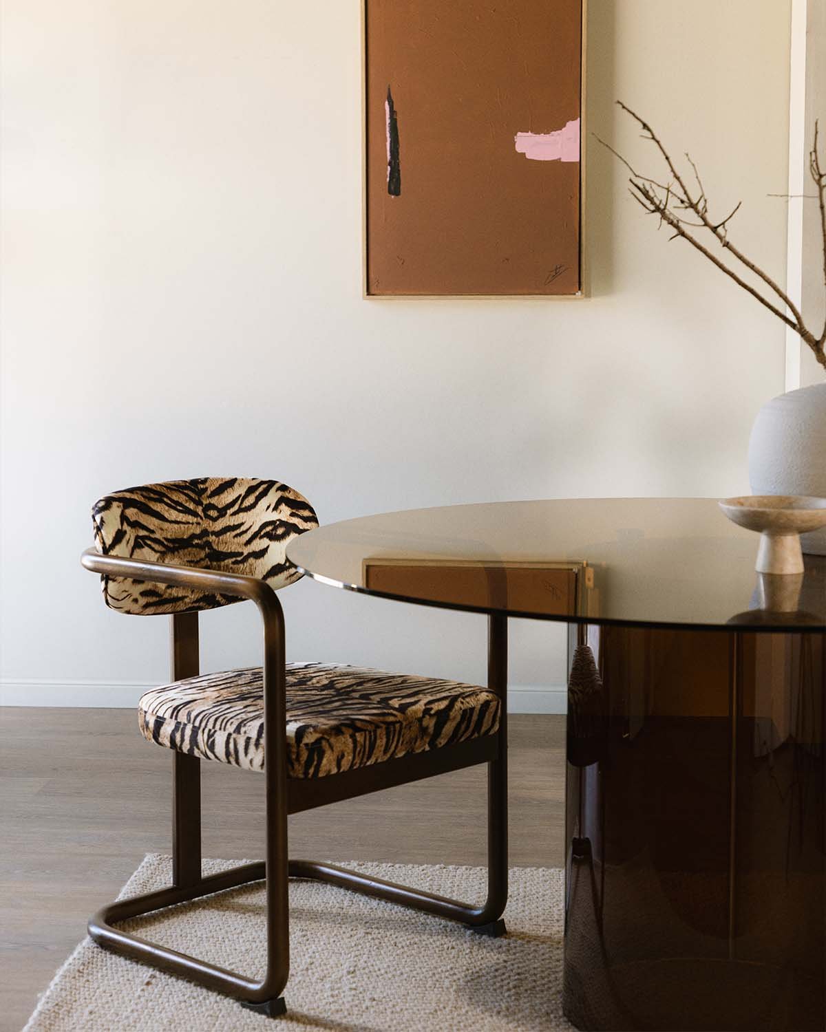 Chaise de Salle à Manger en Bois d'Hévéa et Tissu Vitier, image de la gelerie 2