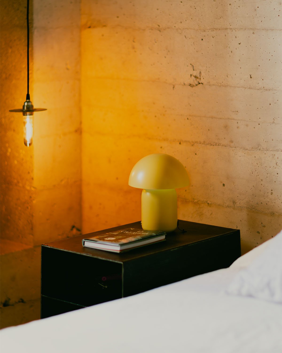 Lampe de Table d'Extérieur à LED Sans Fil à Intensité Variable Cecilia, image de la gelerie 2