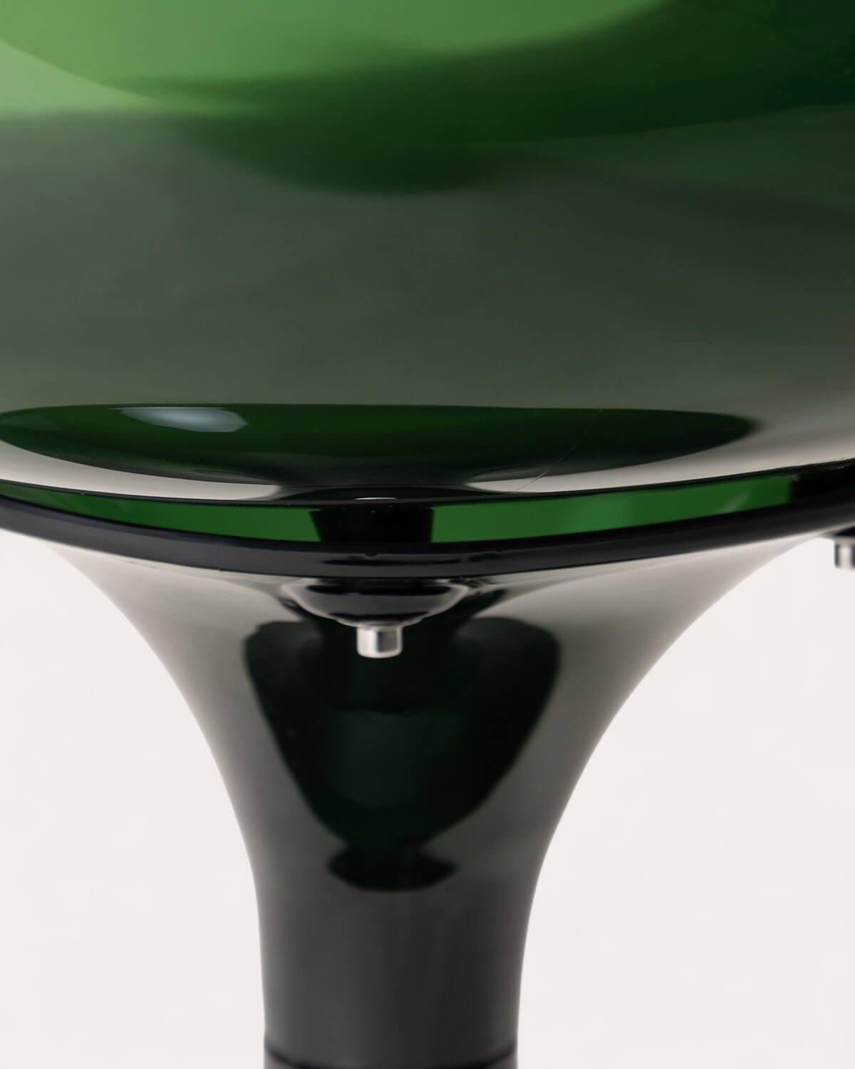 Chaise de Salle à Manger en Polycarbonate Pinhes, image de la gelerie 6