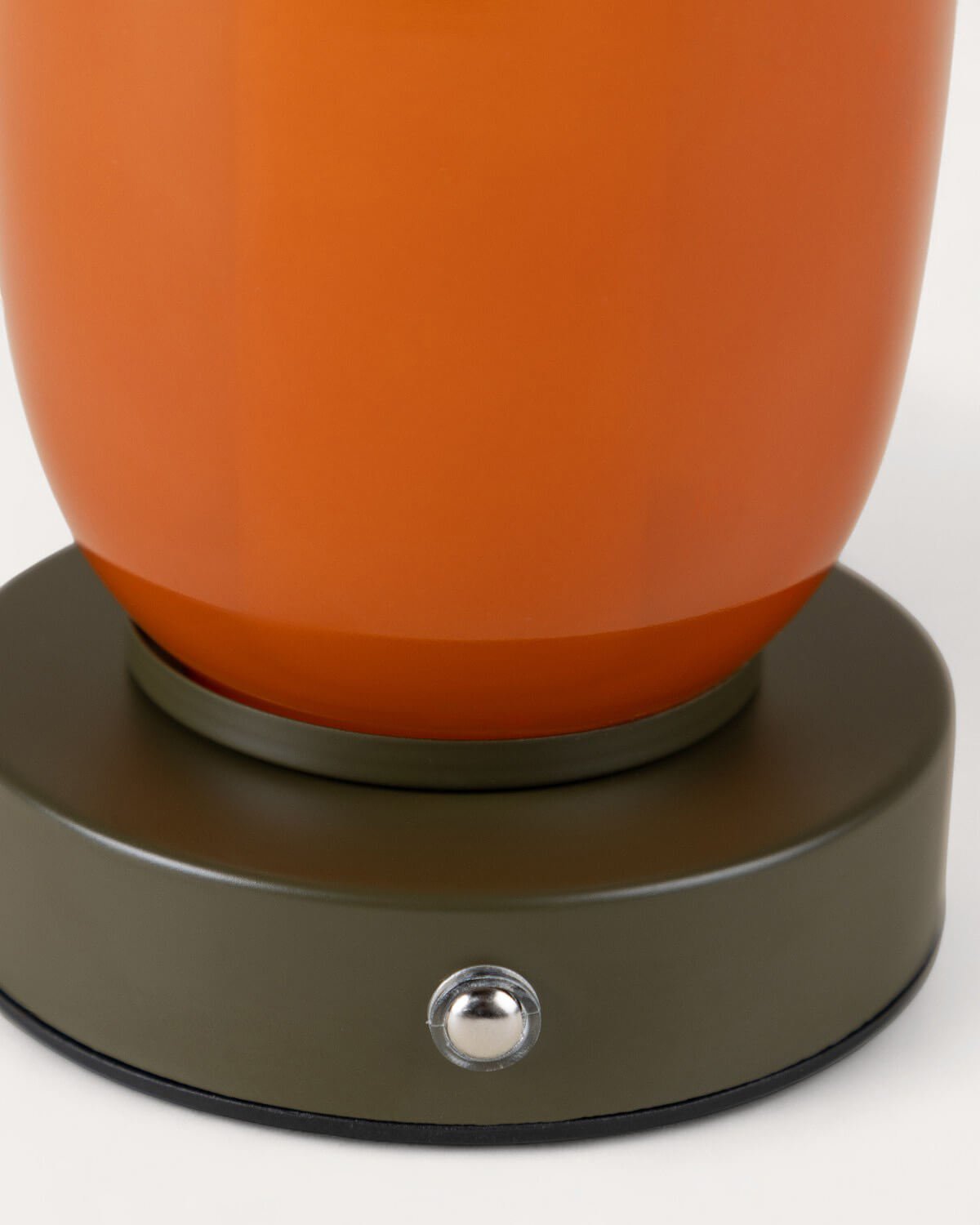 Lampe de Table d'Extérieur à LED Sans Fil à Intensité Variable Watson, image de la gelerie 6