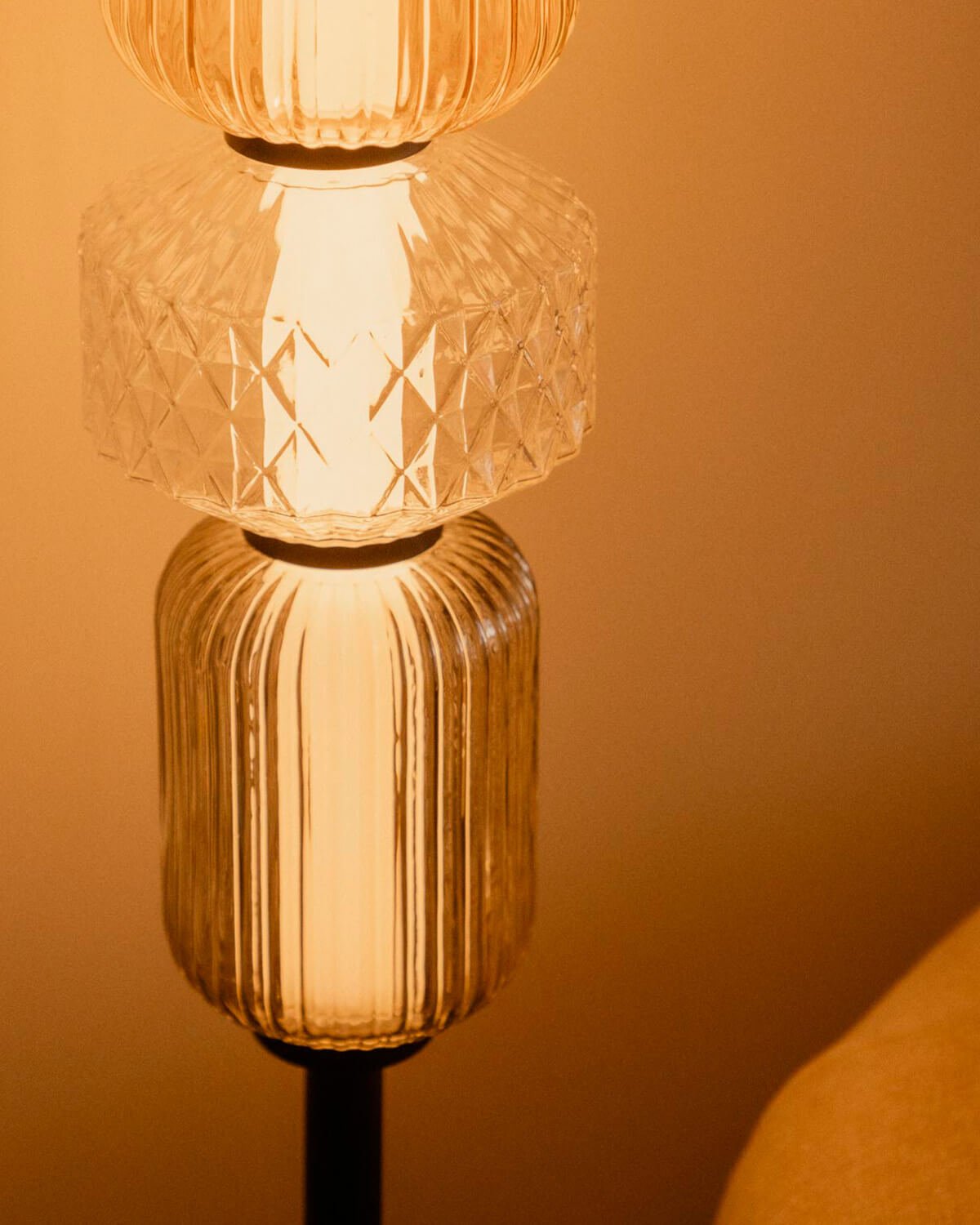 Lampadaire LED en Métal à Intensité Variable Sima, image de la gelerie 3