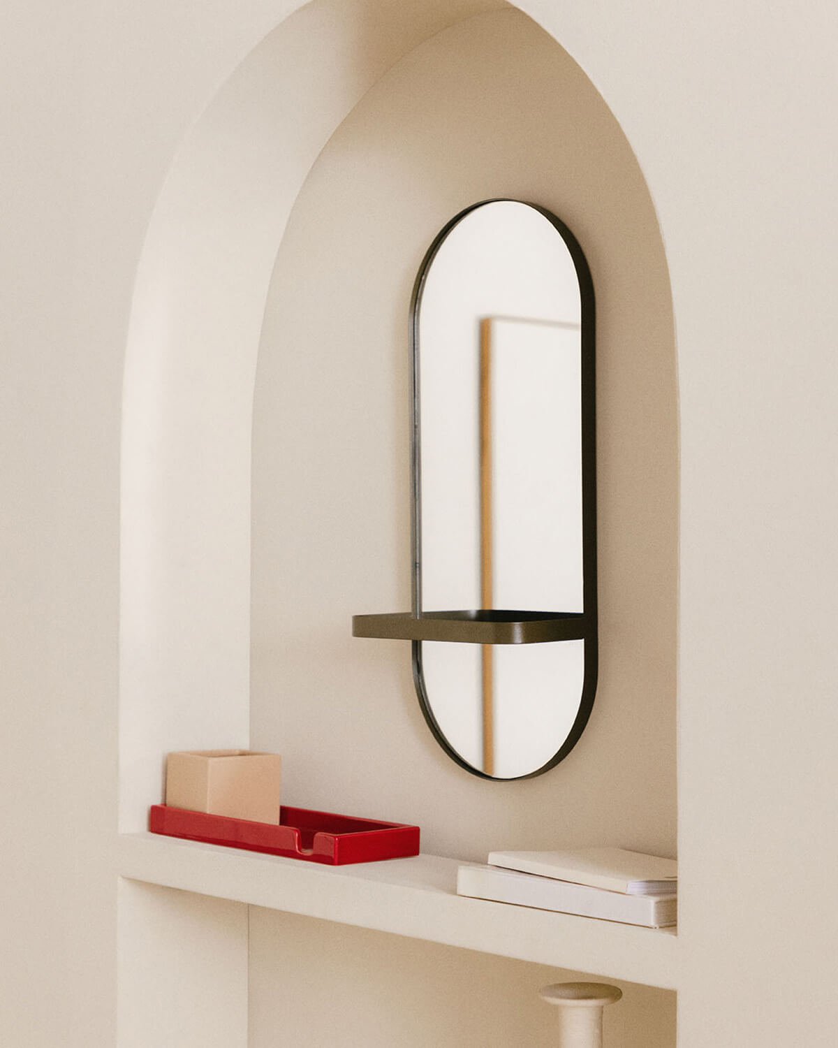 Miroir Mural avec Étagère en Métal 
Laiz, image de la gelerie 2