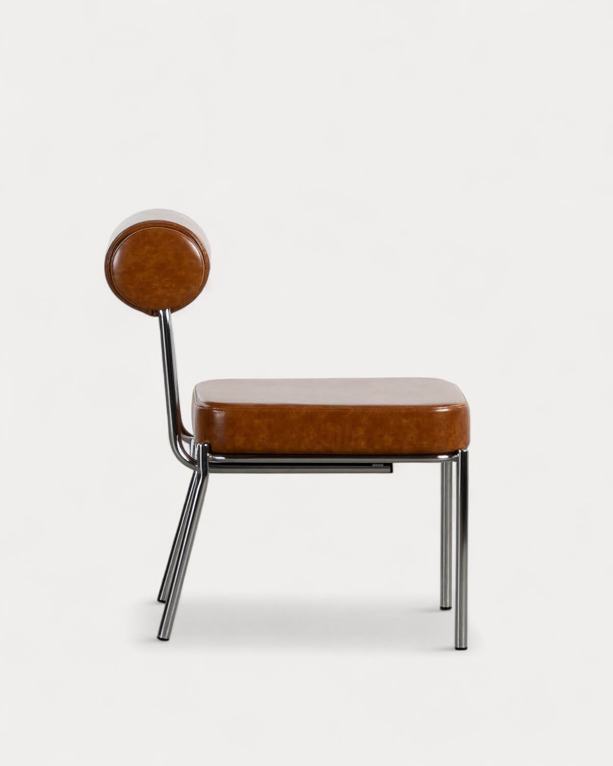 Chaise de Salle à Manger en Similicuir et Métal Elin, image de la gelerie 2