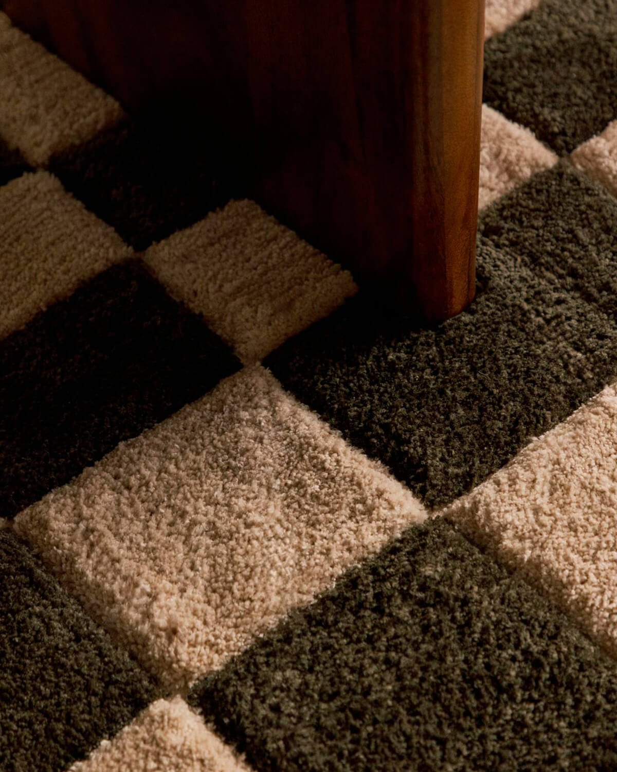 Tapis Fait Main en Polyester (233x163 cm) Sazan, image de la gelerie 3