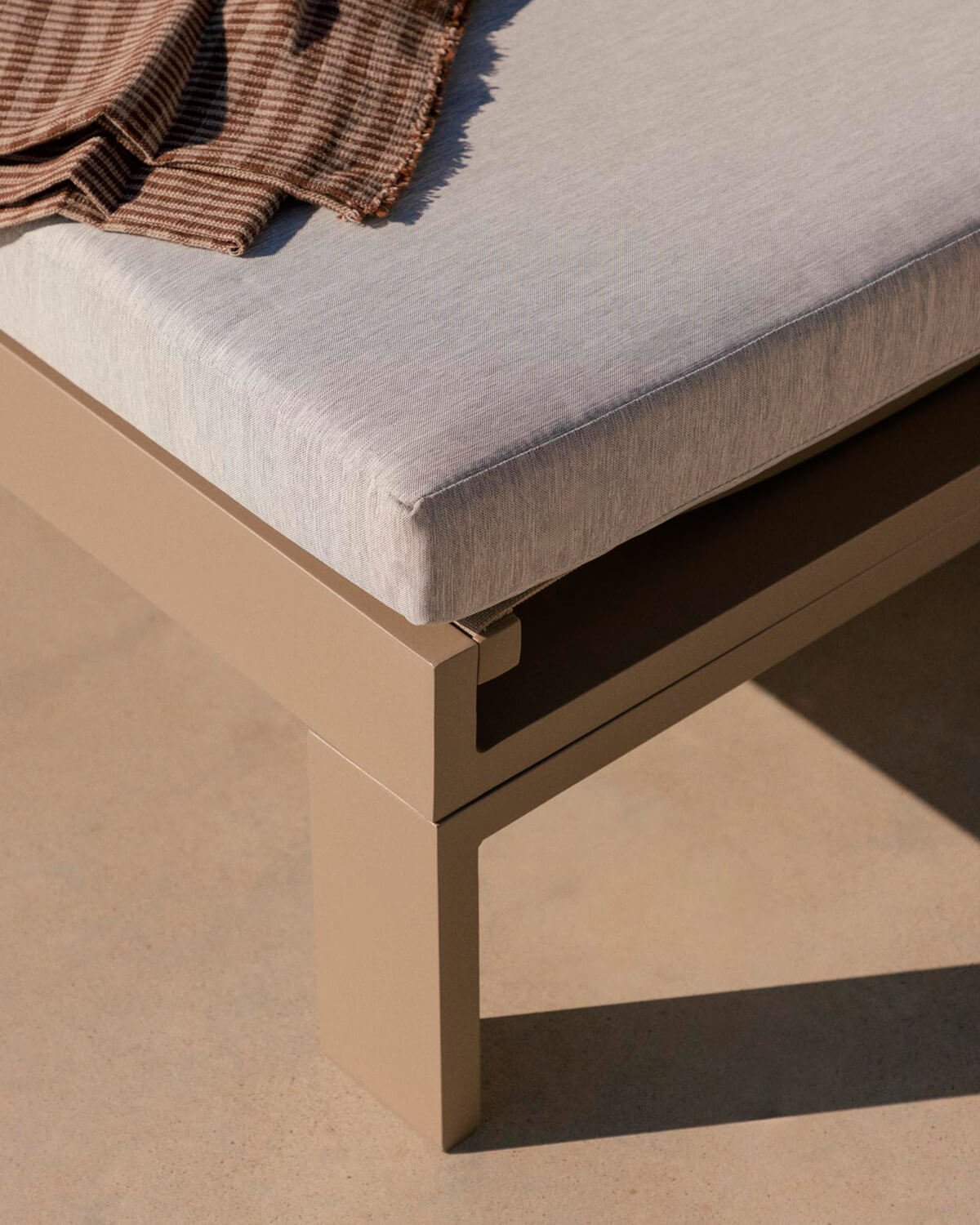 Coussin en Tissu pour Transat d'Extérieur (70,5x200 cm) Kreta, image de la gelerie 3