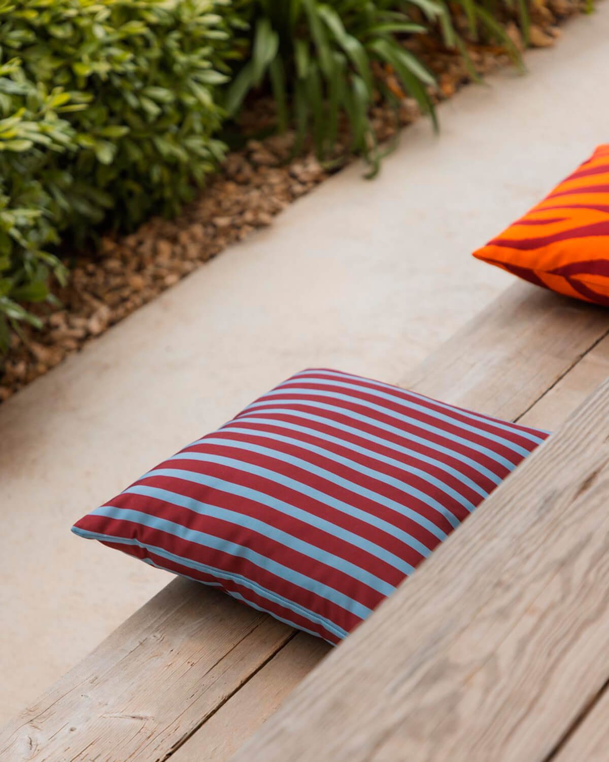 Coussin d'Extérieur Carré en Tissu (45x45 cm) Mabi, image de la gelerie 2