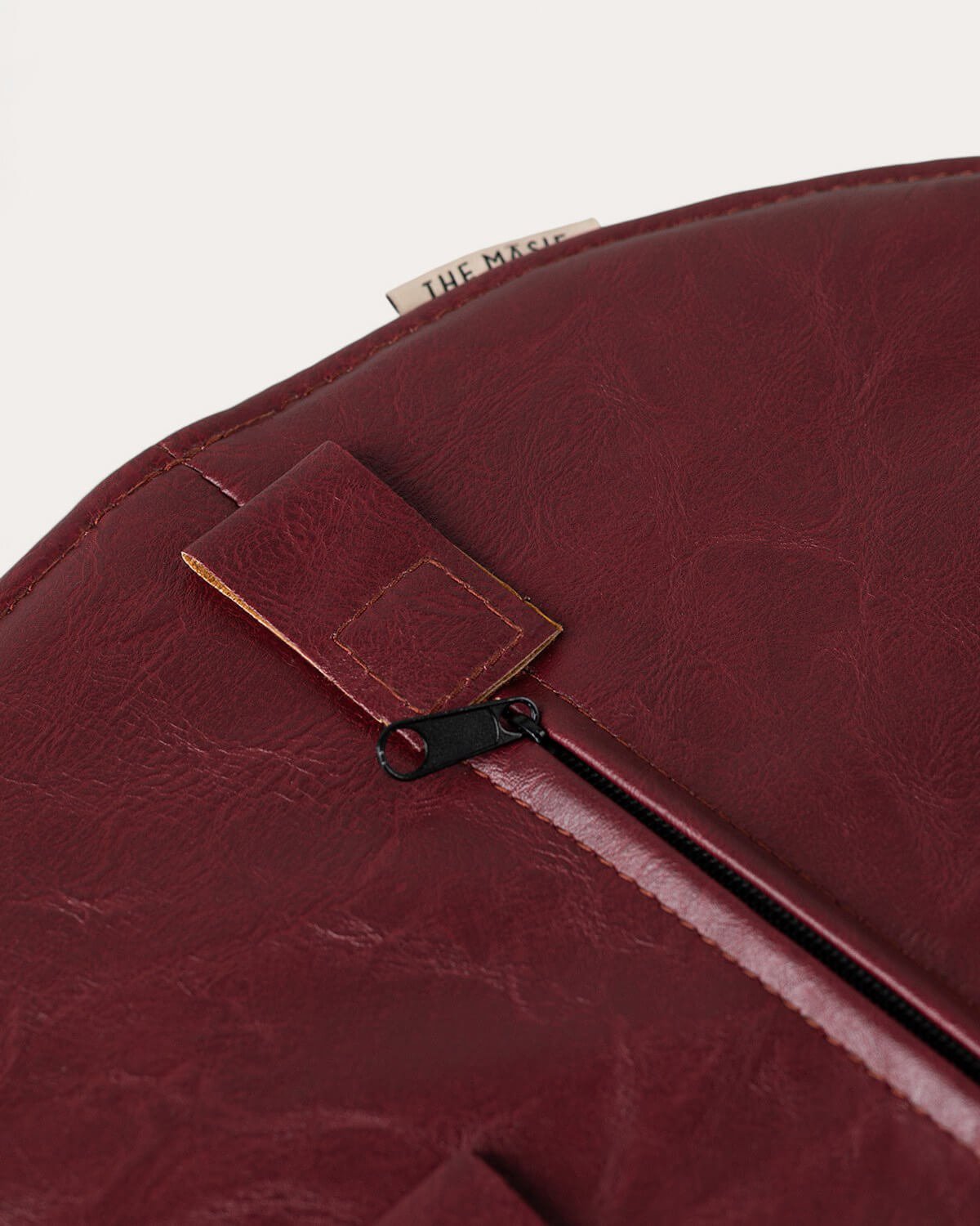 Coussin Rectangulaire en Similicuir (42,5x41 cm) pour la Chaise Aras, image de la gelerie 5