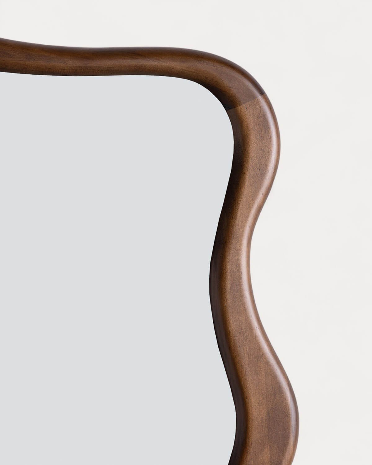 Miroir Mural en Bois de Pin (80x50 cm) Vahid, image de la gelerie 3