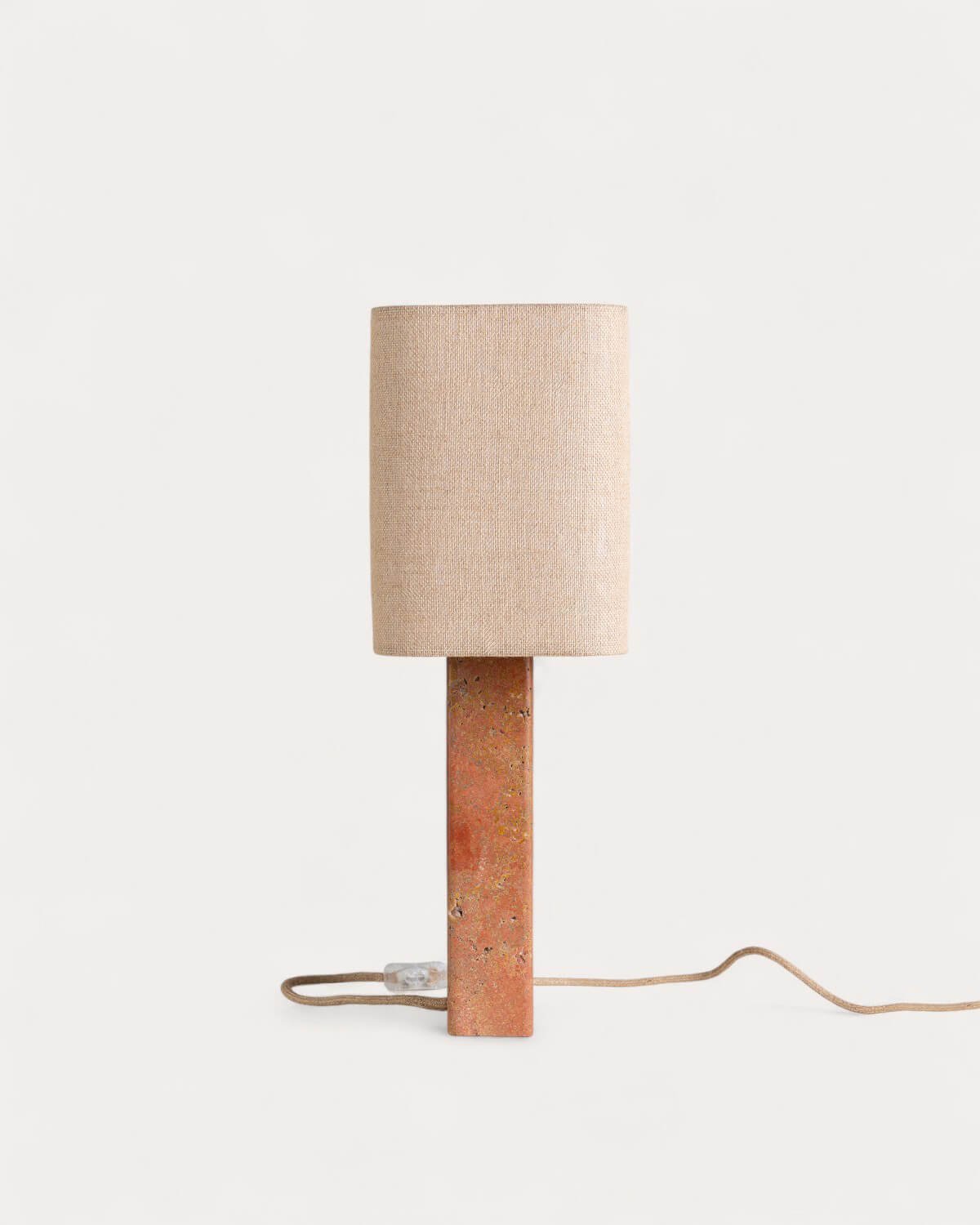 Lampe de Table en Marbre Travertin et Lin Filipa, image de la gelerie 4