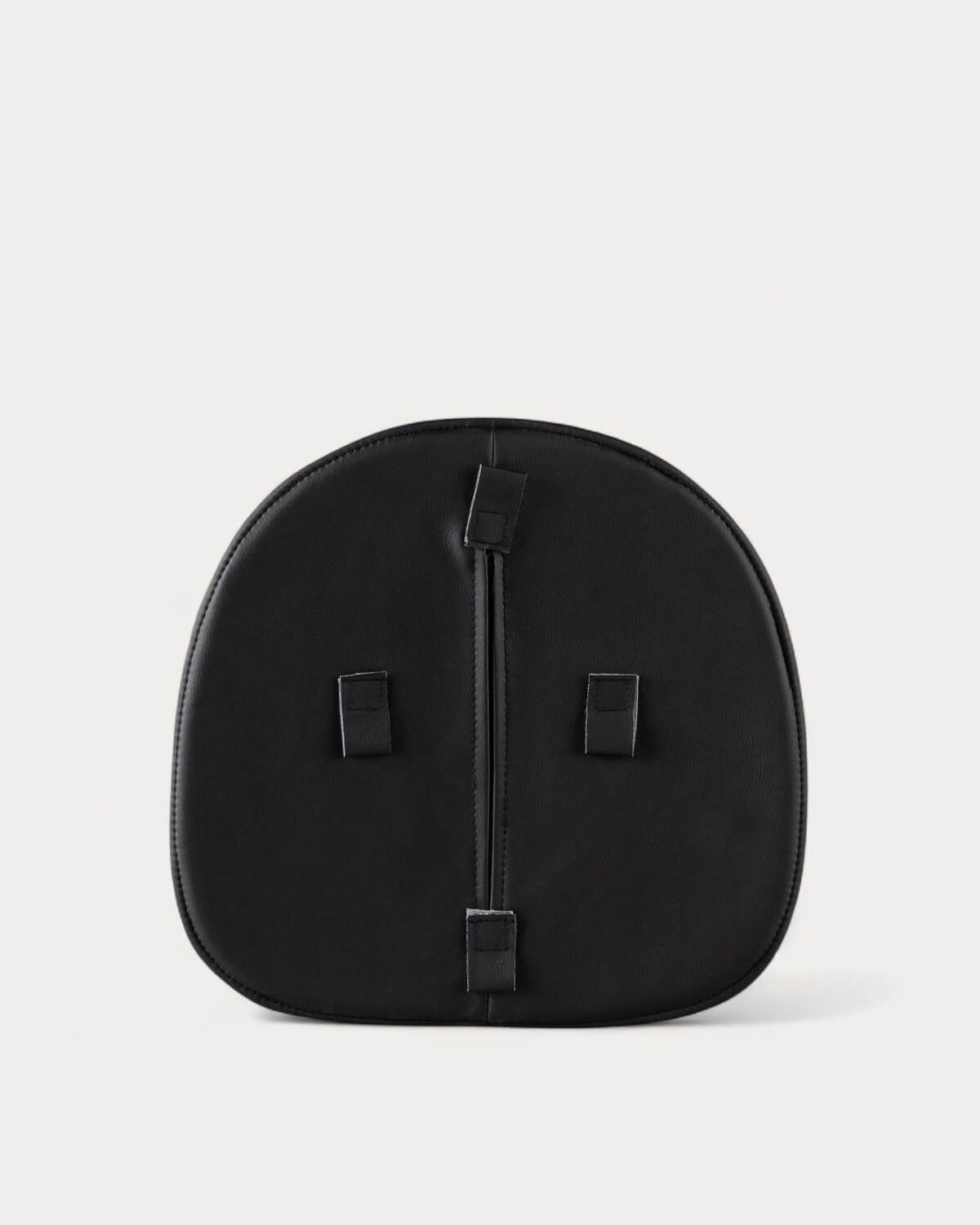 Coussin Rectangulaire en Similicuir (42,5x41 cm) pour la Chaise Aras, image de la gelerie 5