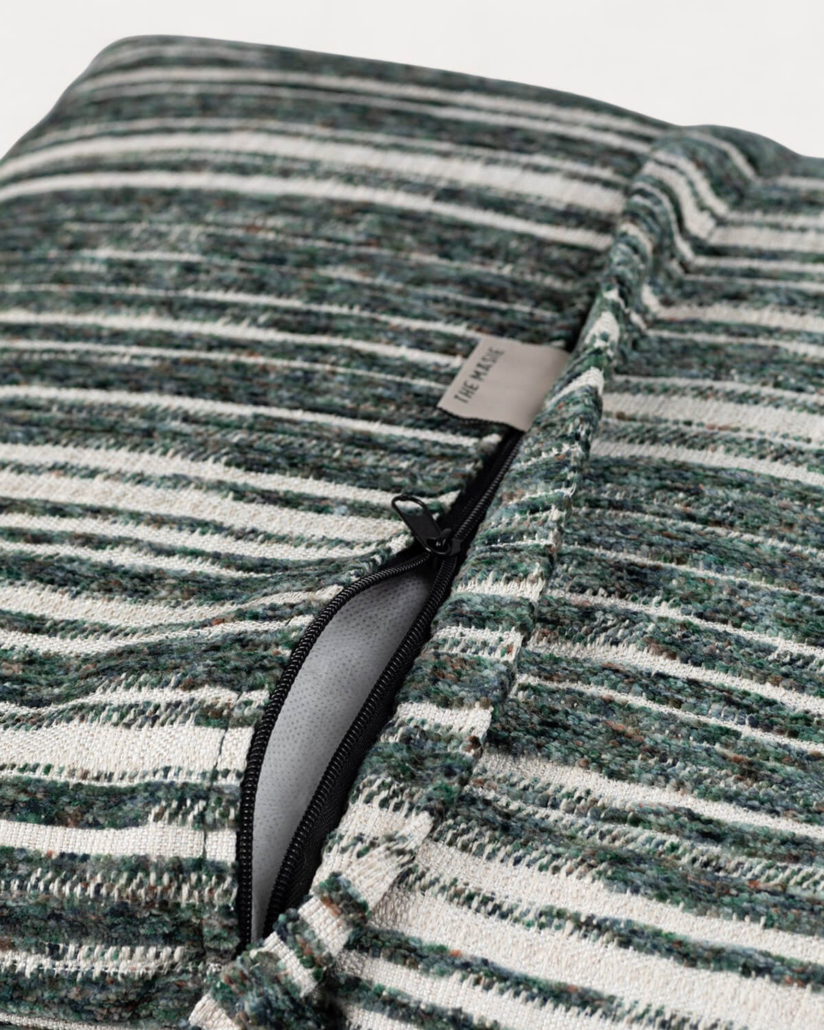 Coussin Carré en Tissu (44x44 cm) Marssel, image de la gelerie 6