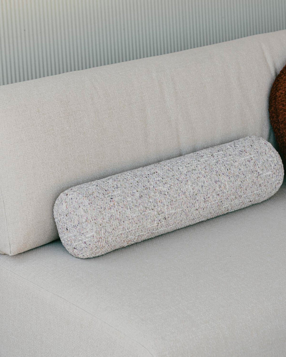 Coussin Cylindrique en Tissu (63xØ15 cm) Suaus, image de la gelerie 2